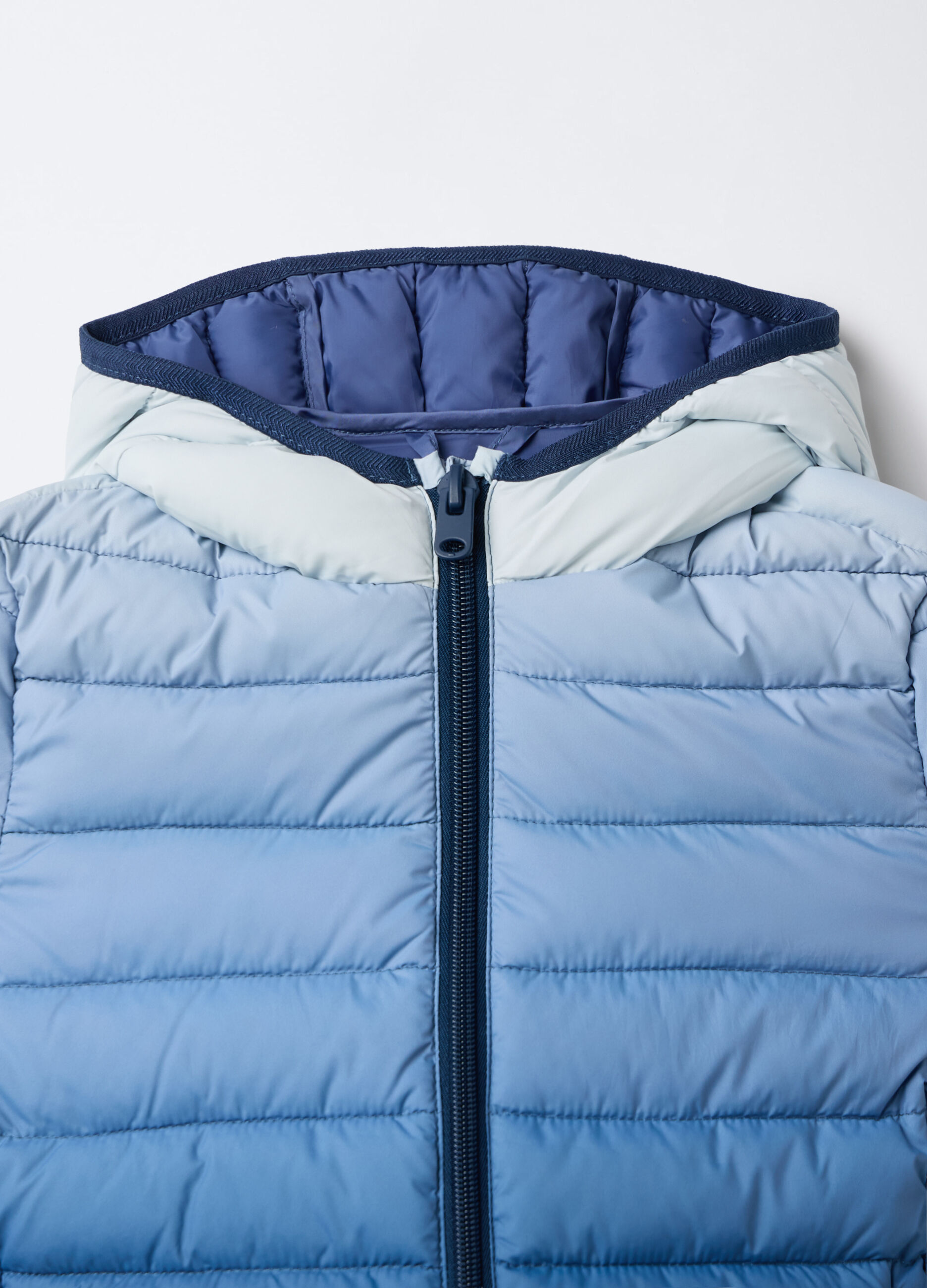 Piumino regular fit con cappuccio bambino_2