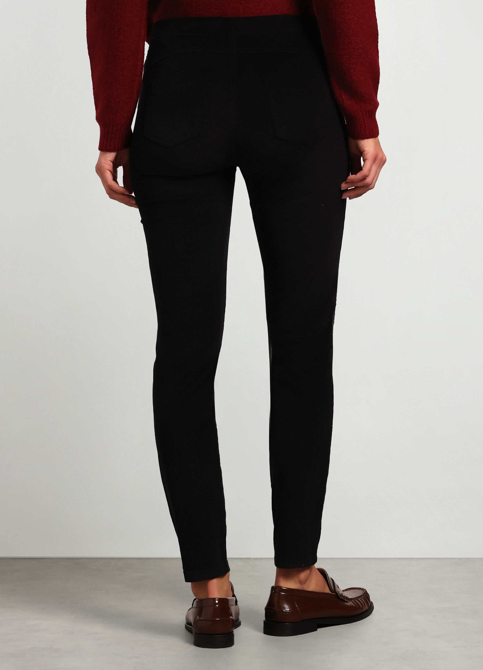 Pantaloni in velluto di cotone stretch donna_1