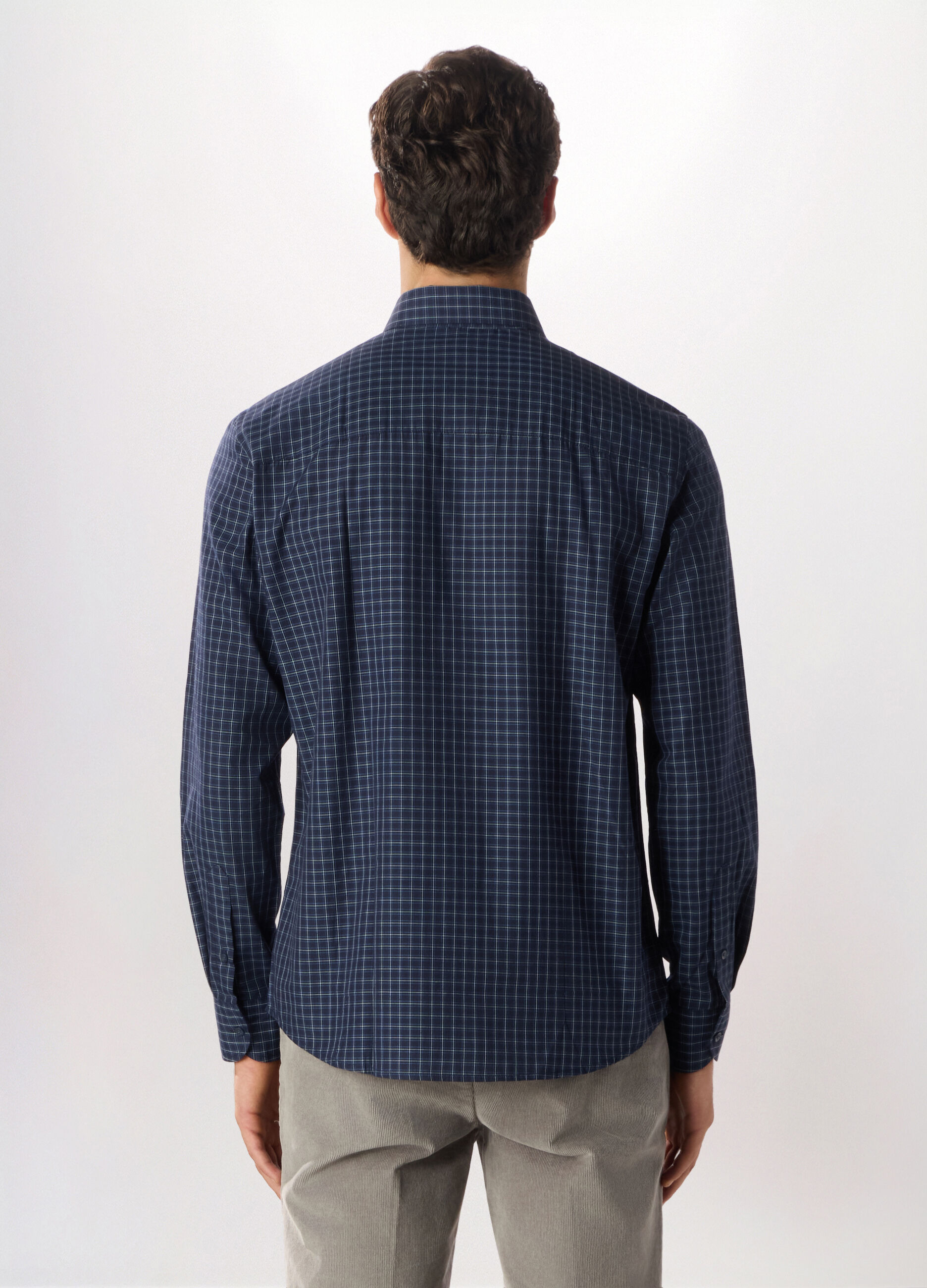 Camicia slim fit con colletto button down in misto cotone uomo_1
