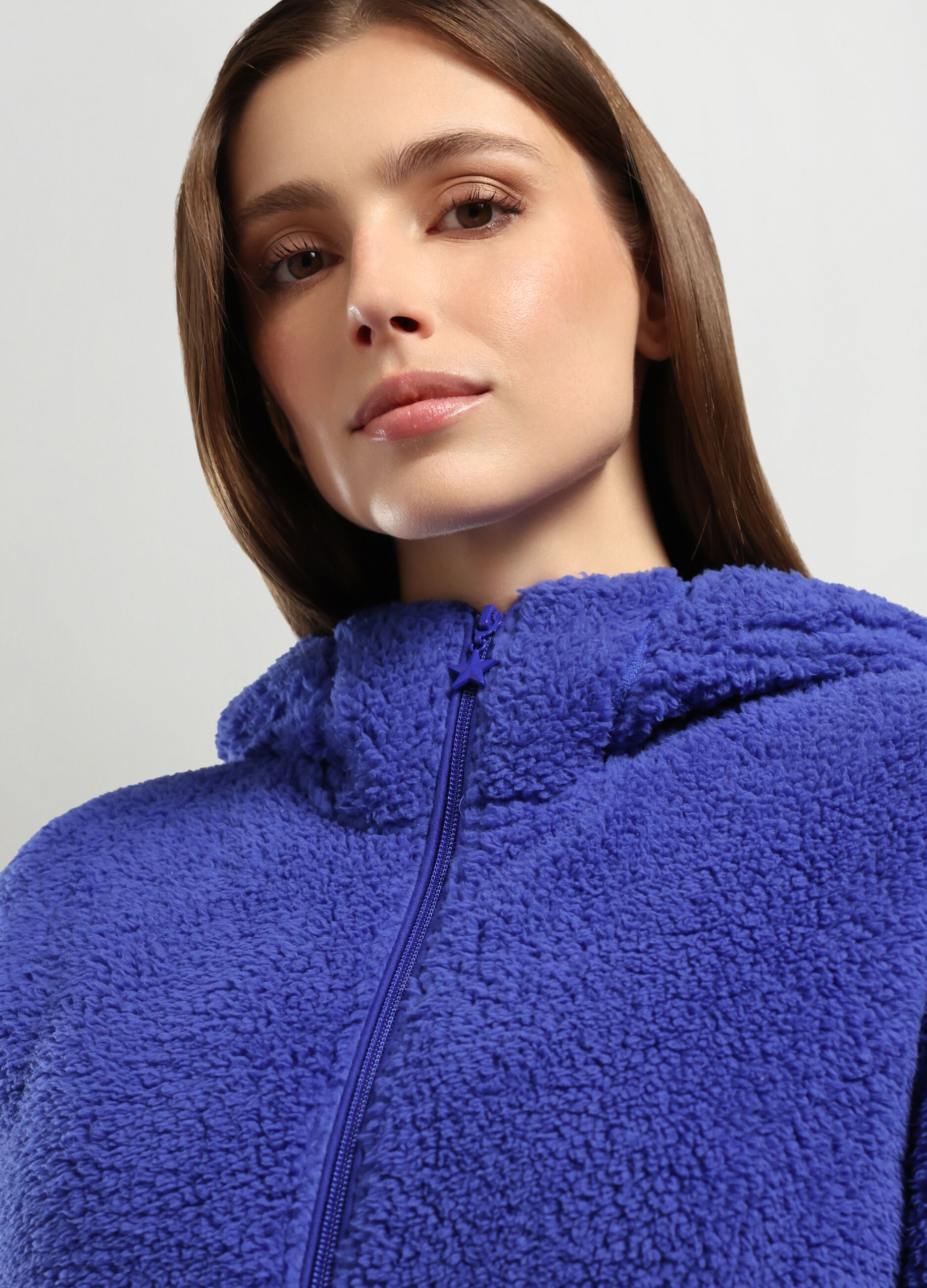 Top pigiama in fake fur con cappuccio_2