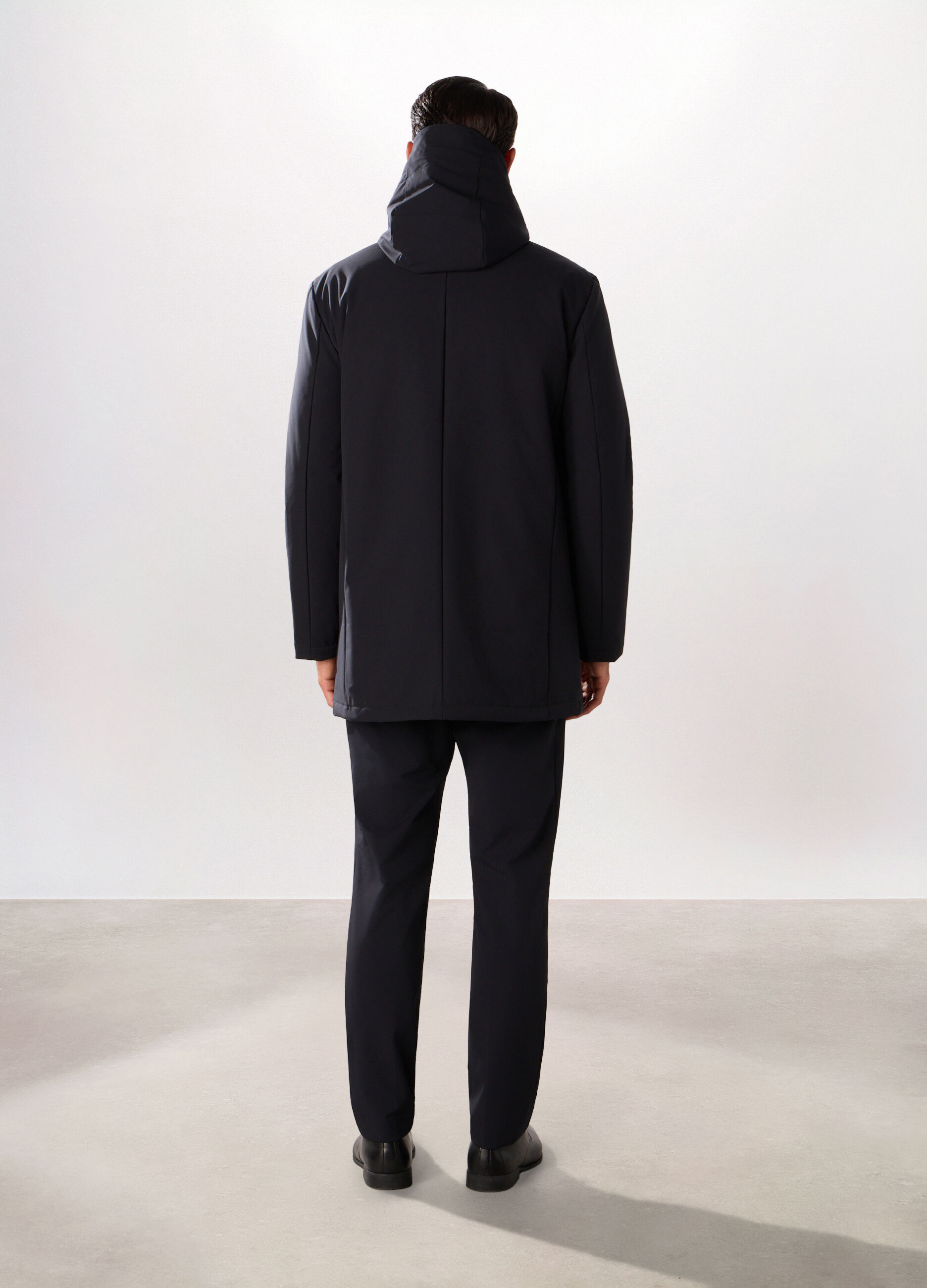 Parka imbottito con cappuccio uomo_2