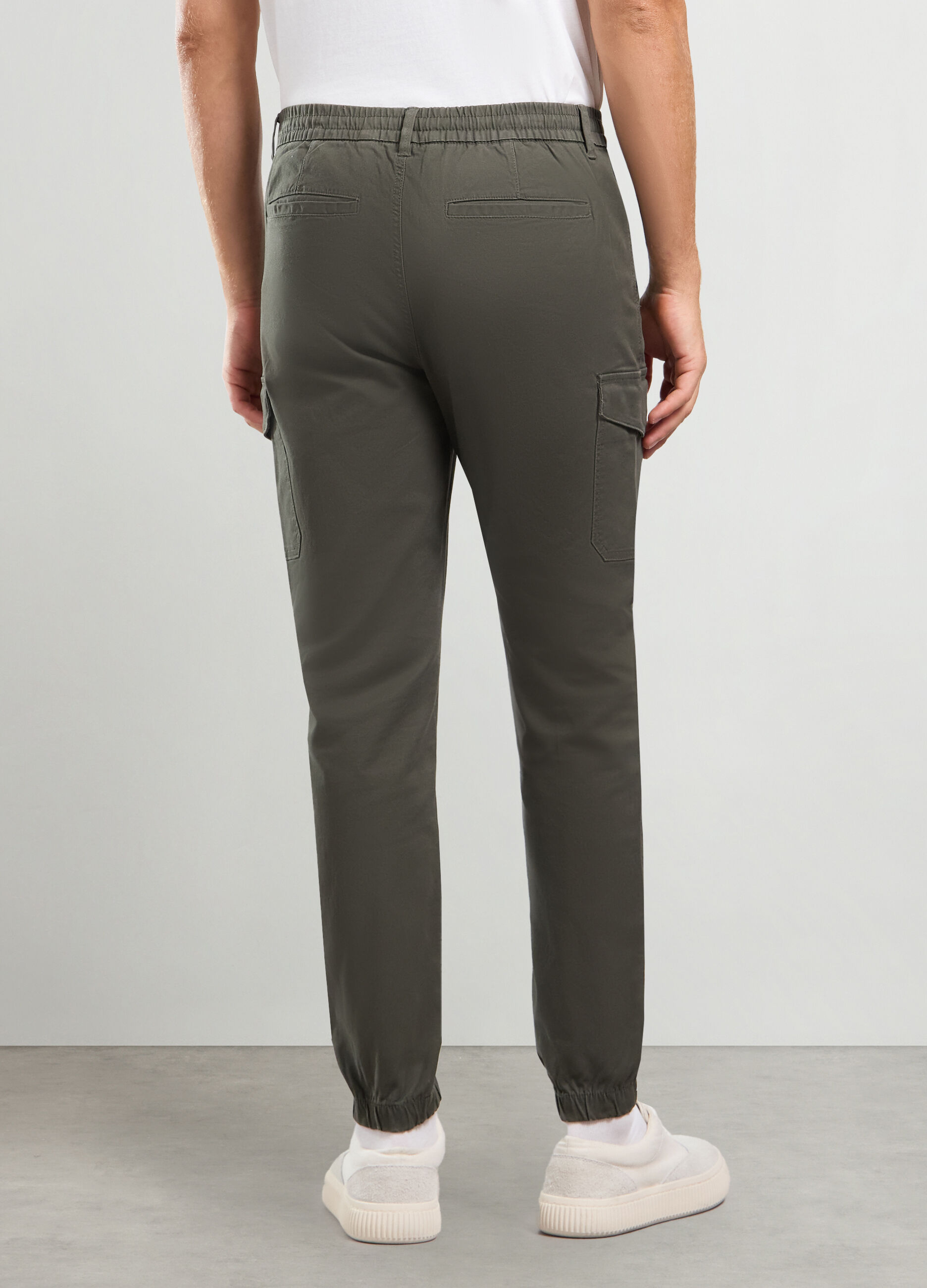 Pantalone regular fit in cotone stretch uomo_1