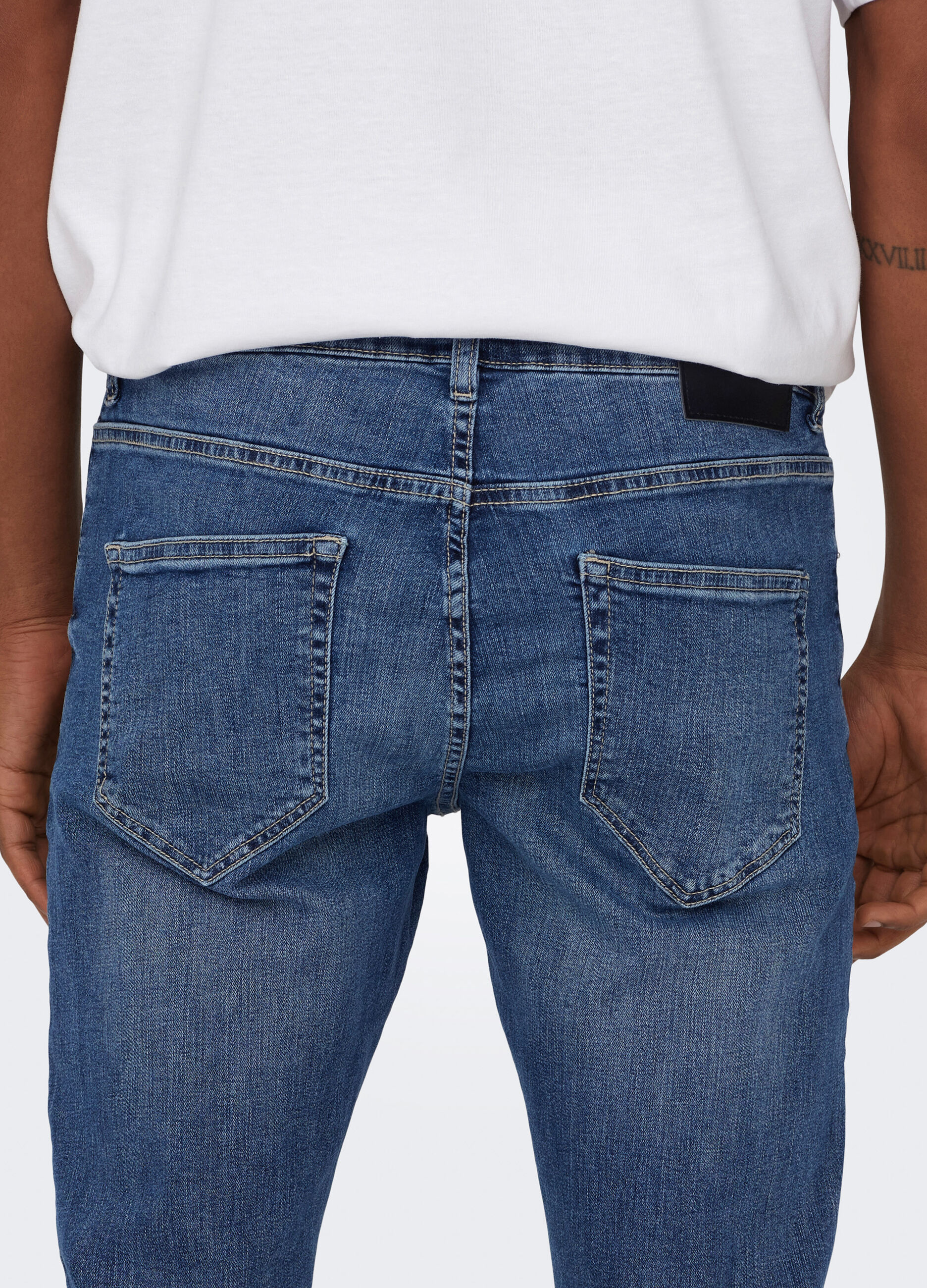 Jeans slim fit in denim uomo_4