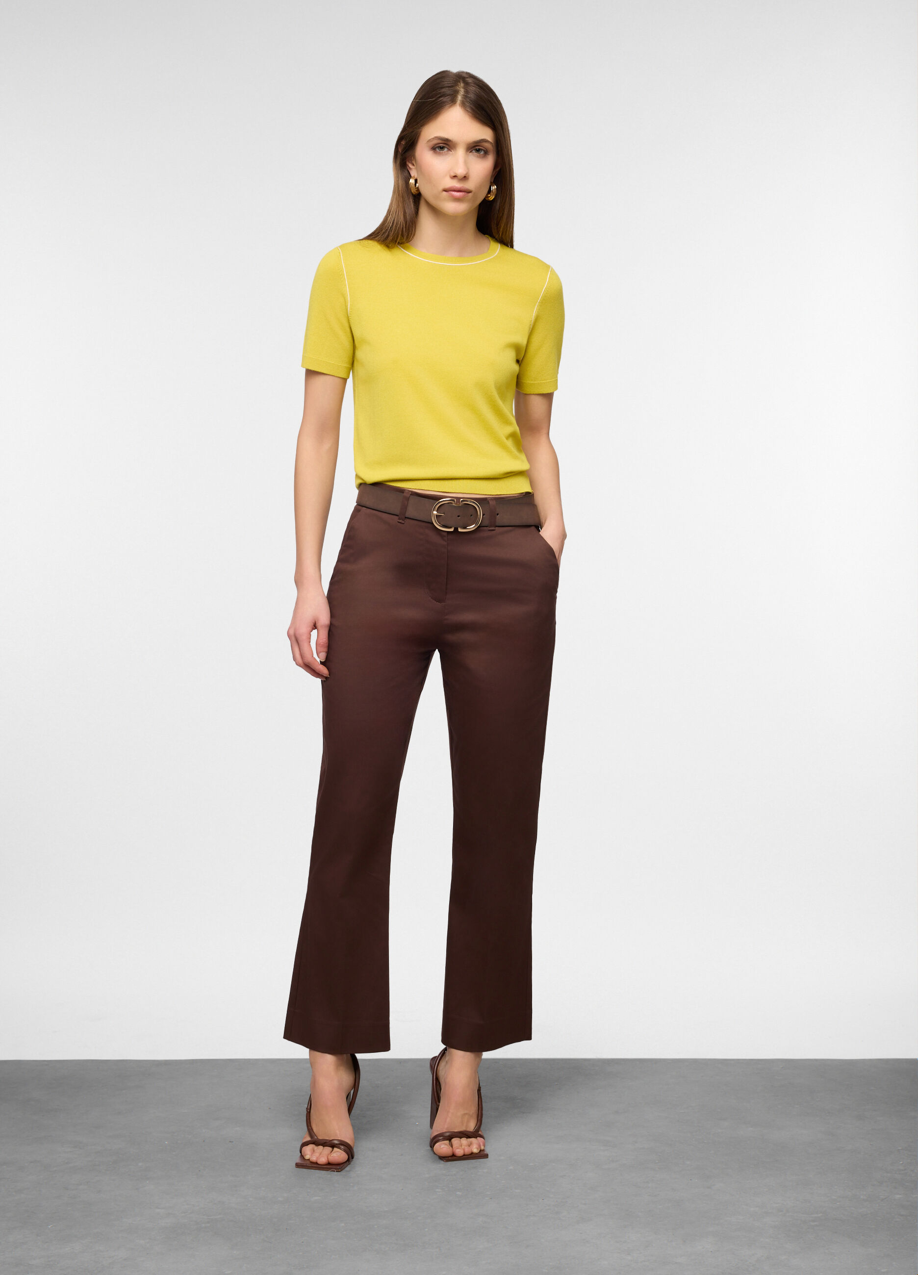 T-shirt girocollo in maglia rasata donna_0