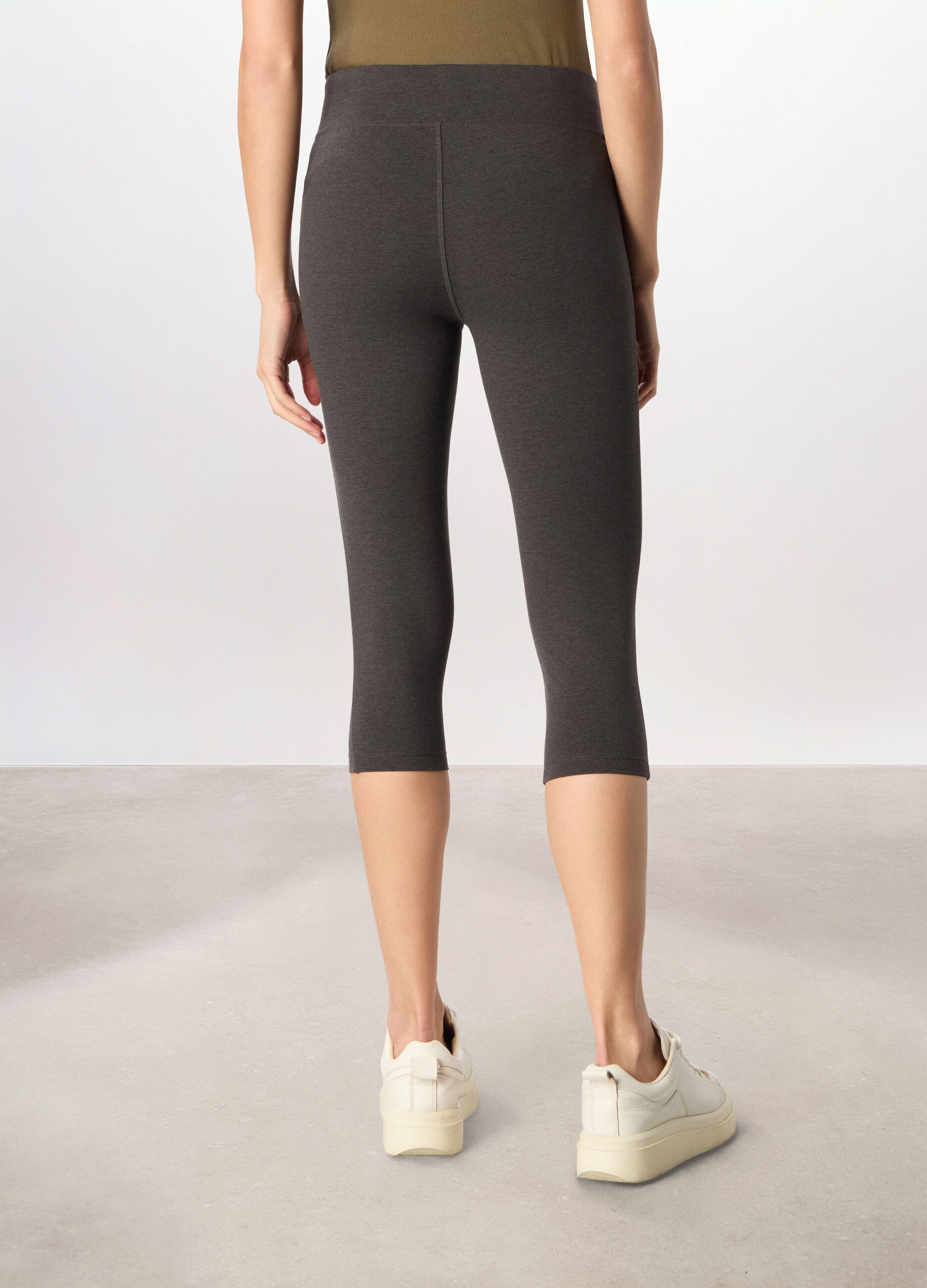Leggings capri in jersey di cotone stretch Holistic fitness donna_1