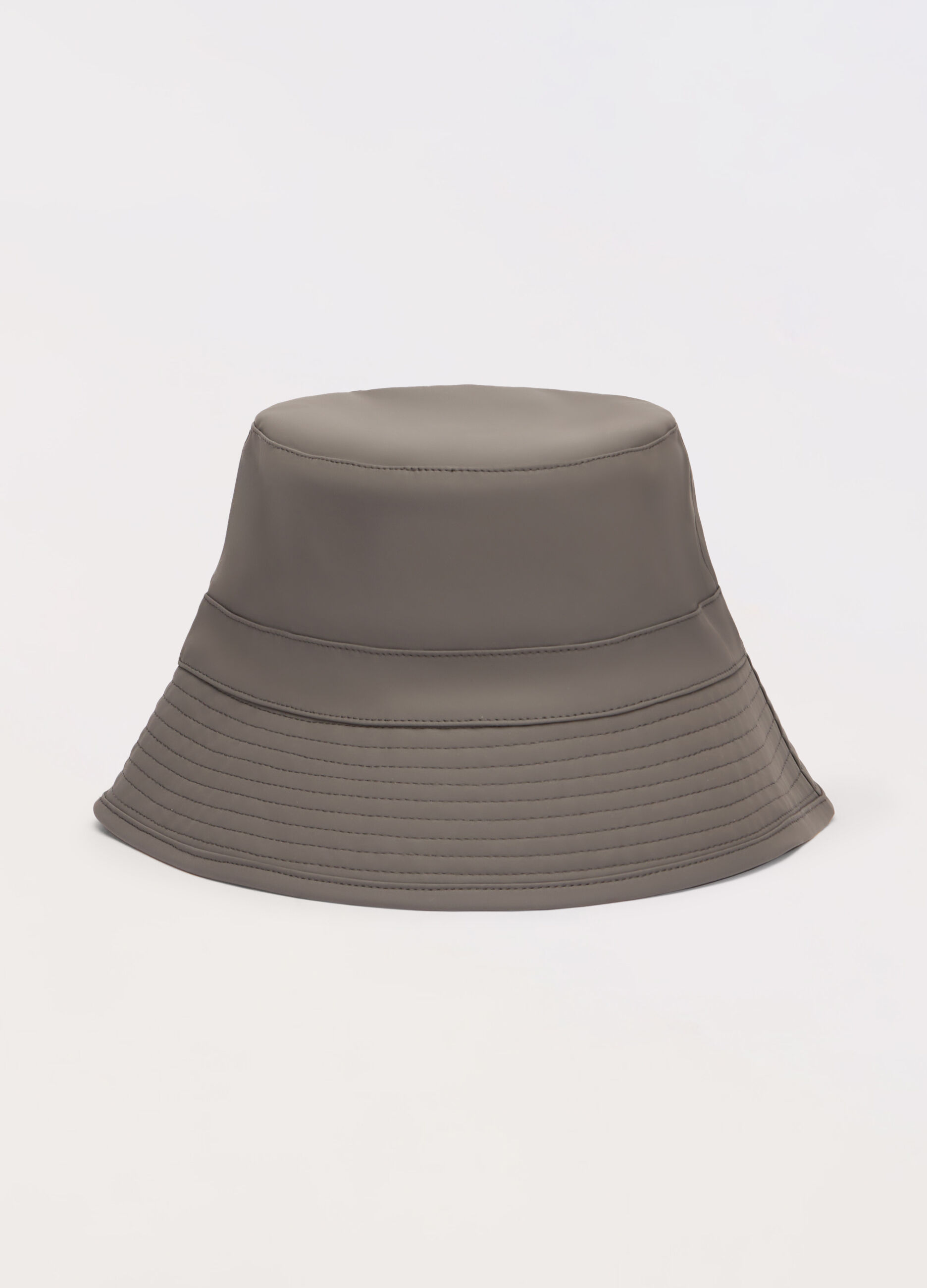 Bucket hat effetto gommato uomo_0