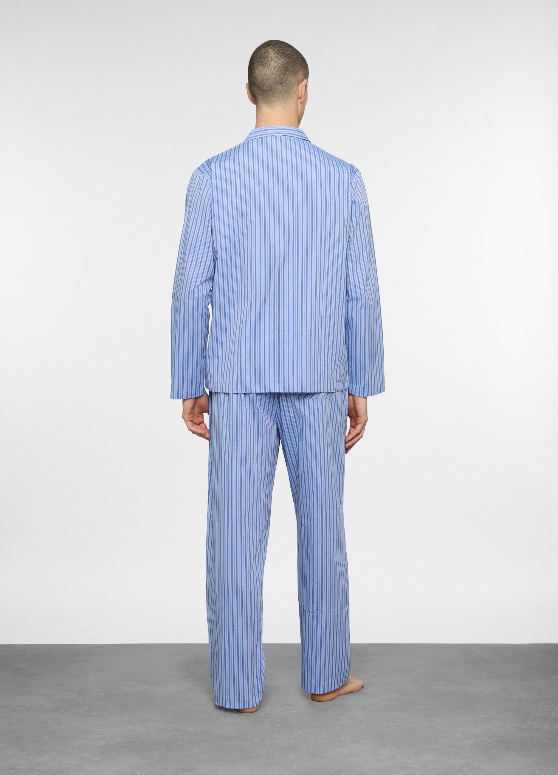 Pigiama lungo in tela di cotone a righe uomo_1