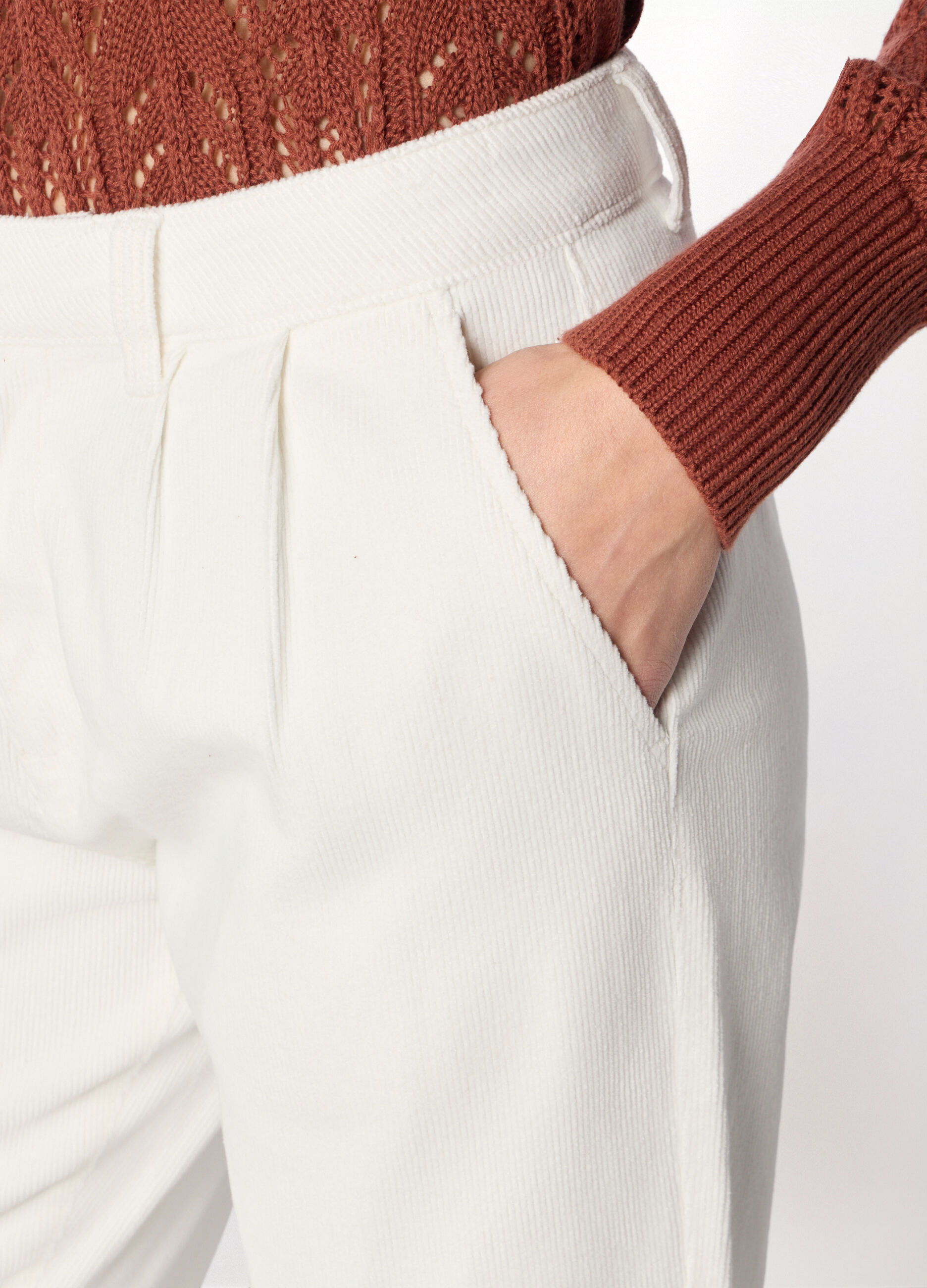 Pantaloni in velluto a coste di cotone stretch donna_2