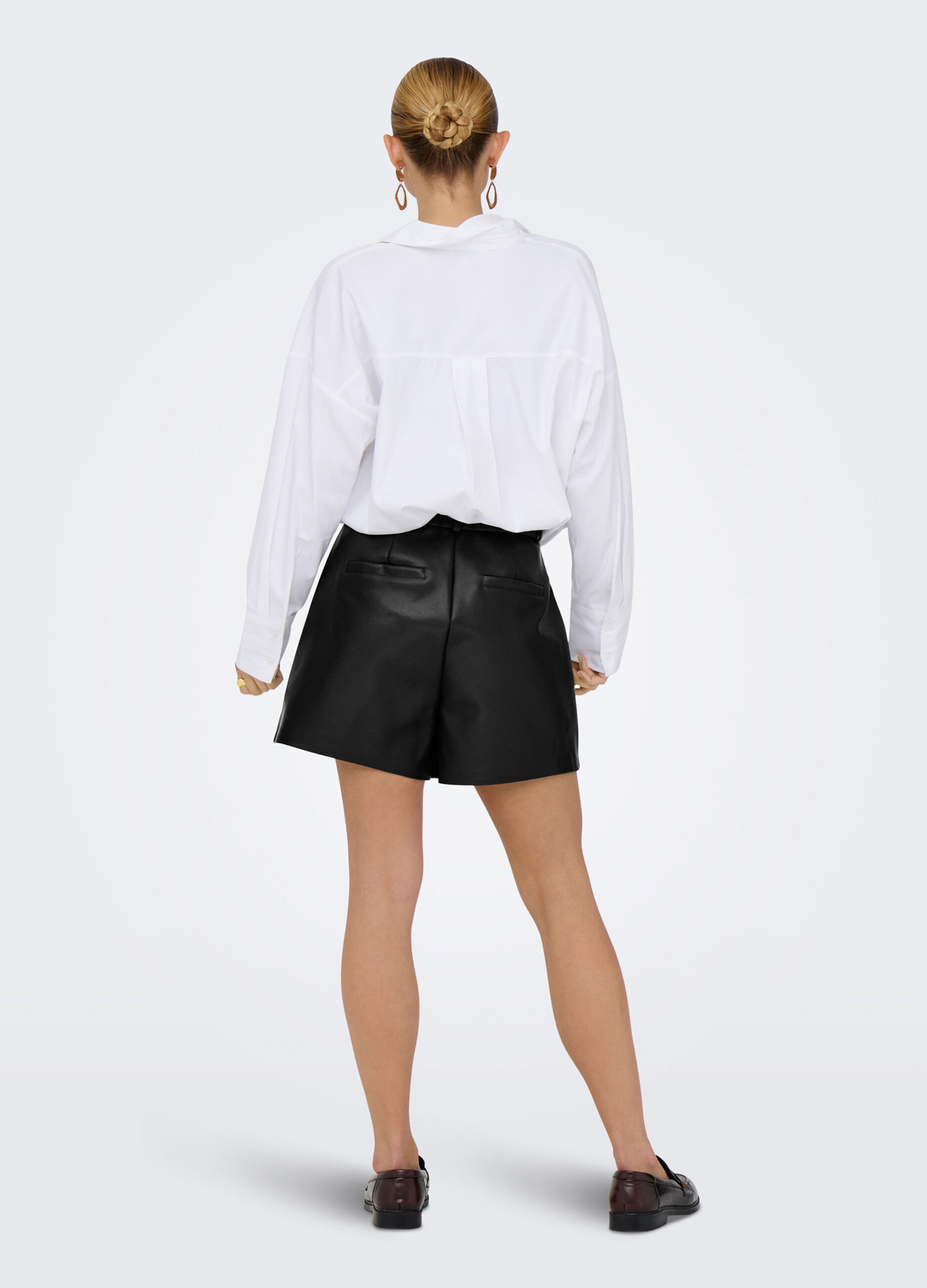 Shorts in eco pelle donna_1