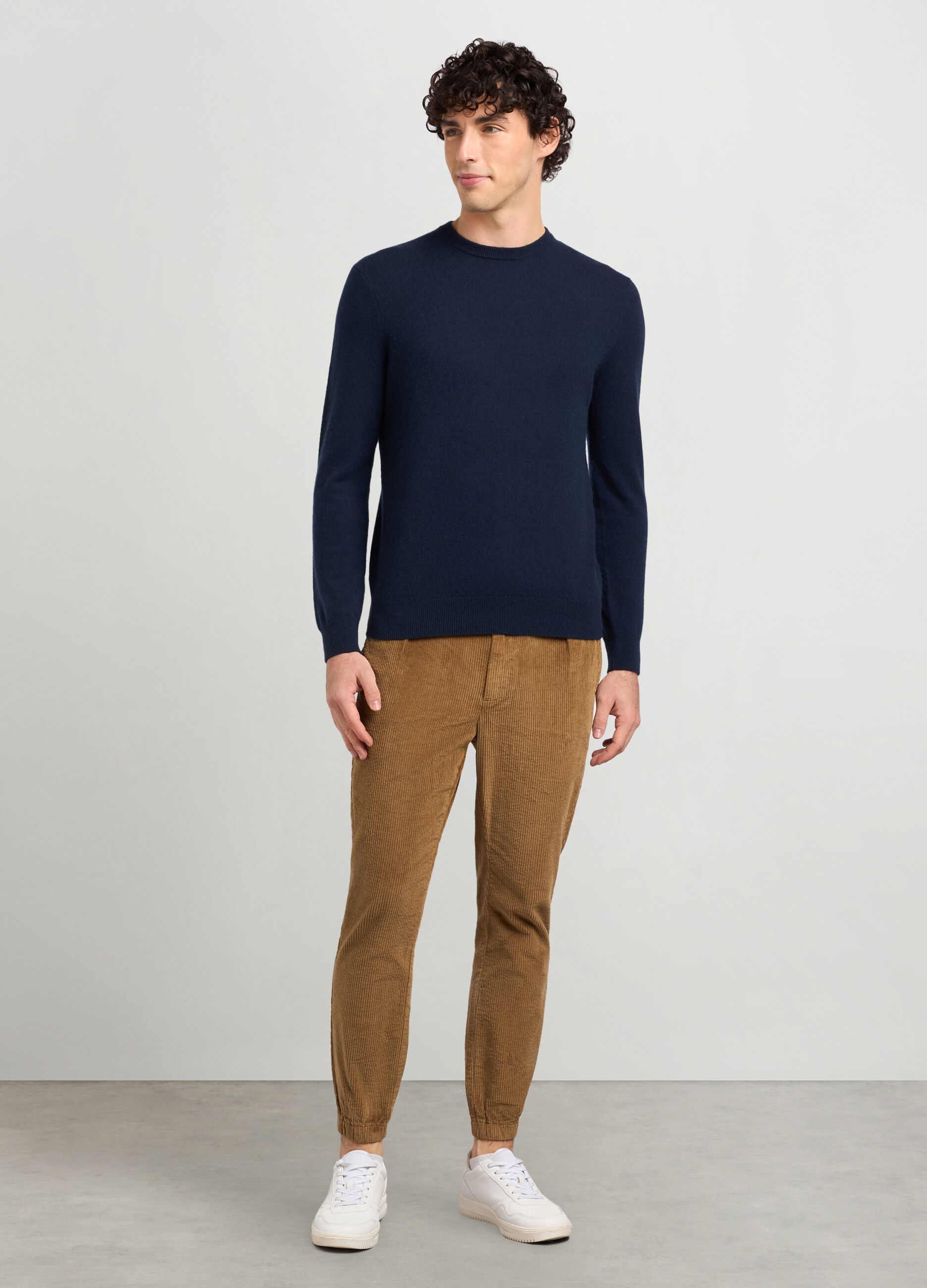 Pantaloni joggers in velluto a coste di cotone stretch uomo_0