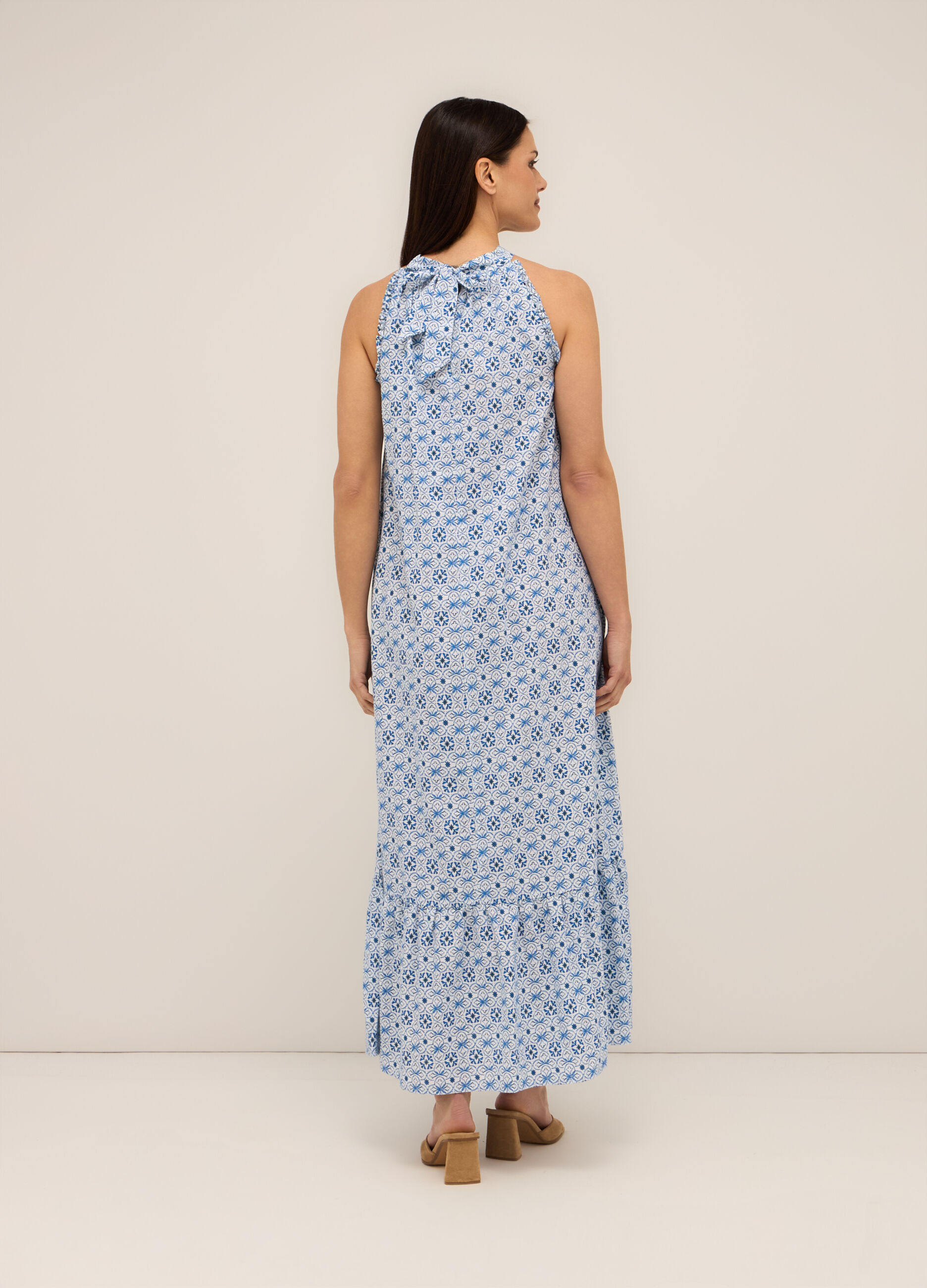 Abito lungo smanicato in misto lino donna