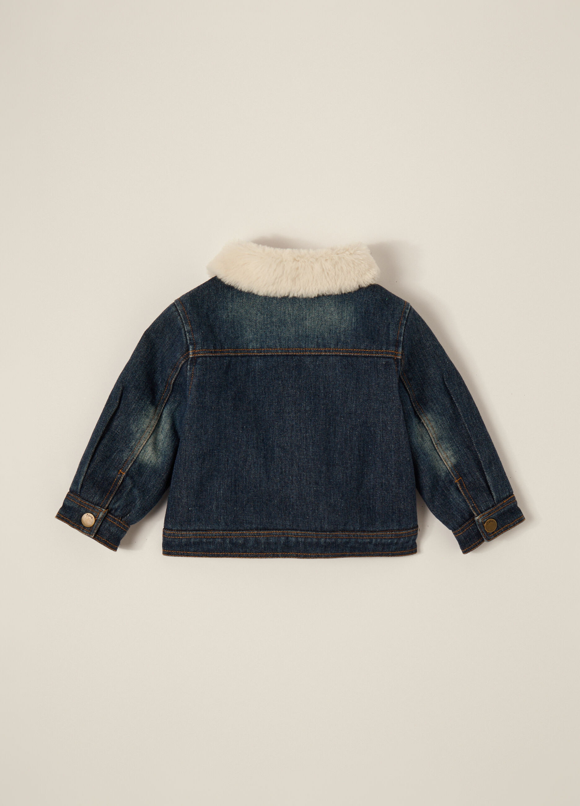 Giacca denim blu con interno in pelliccia_2