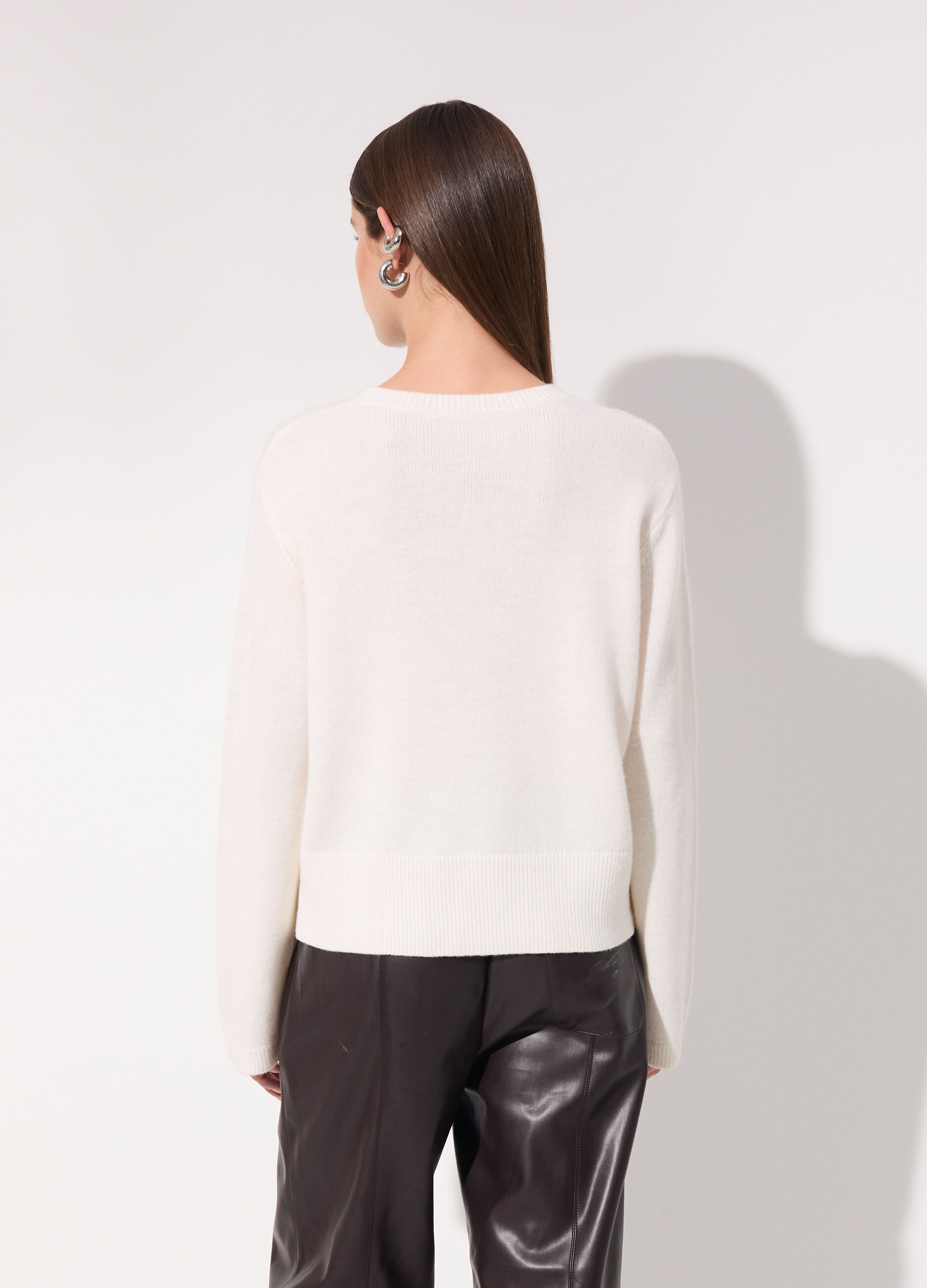 Maglione in pura lana a girocollo donna_2