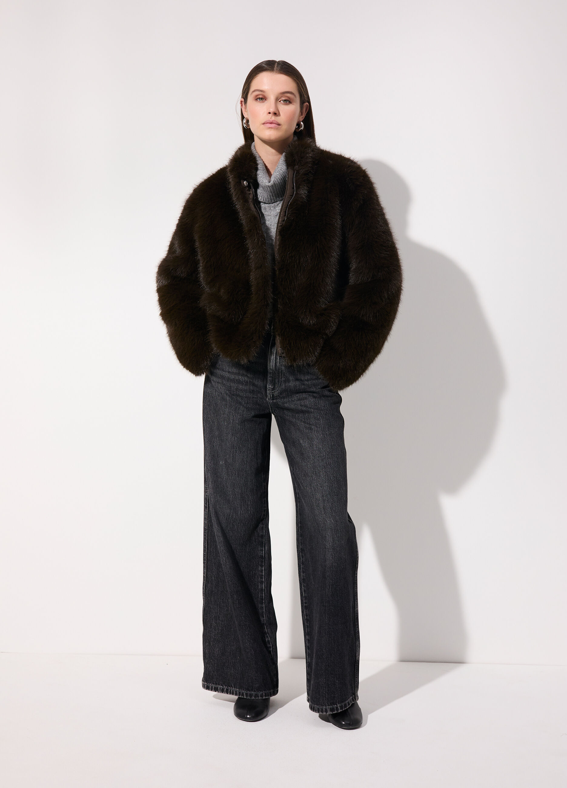 Pelliccia corta in fake fur donna_0