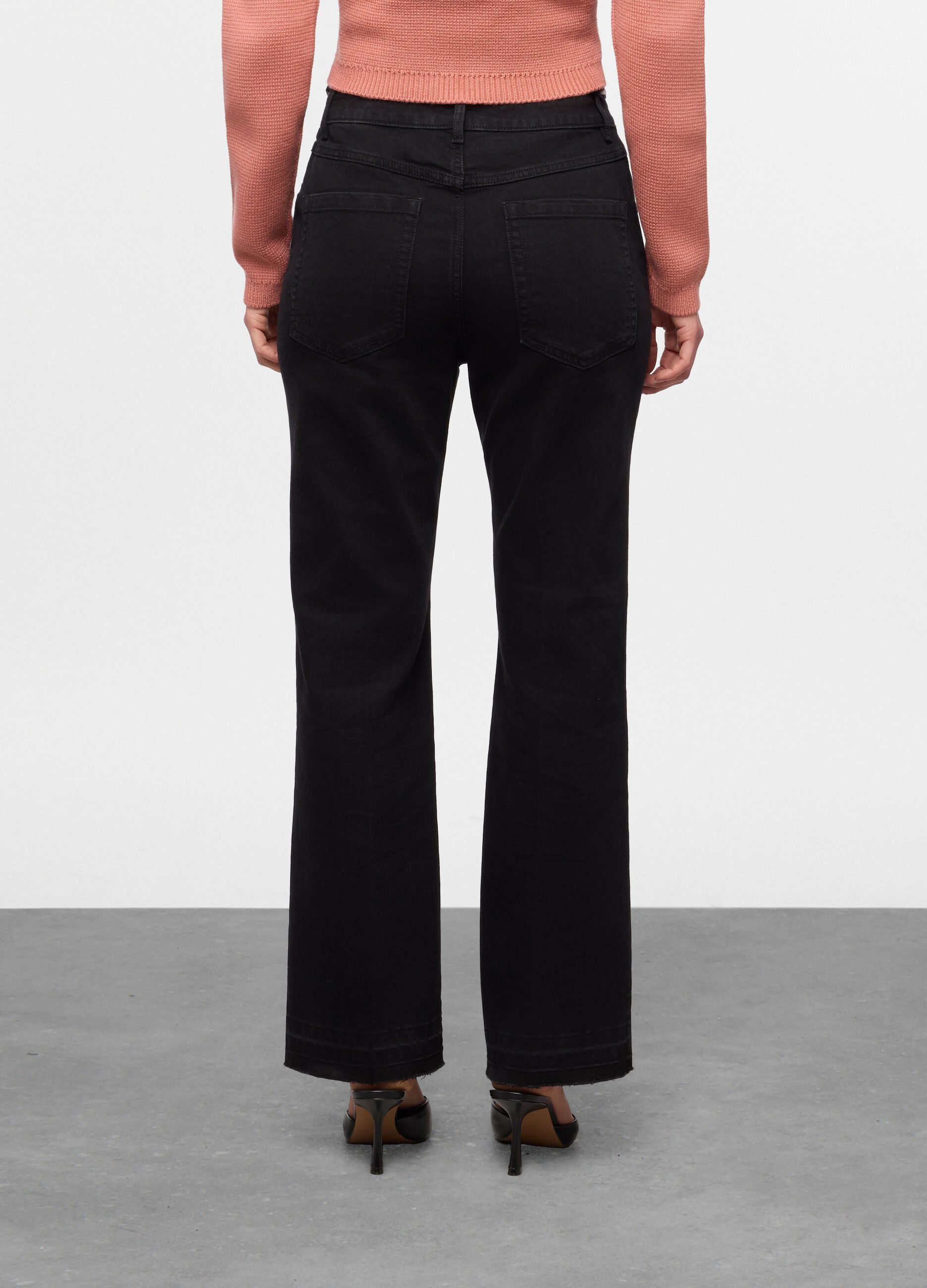 Pantaloni flare fit in denim stretch donna_1