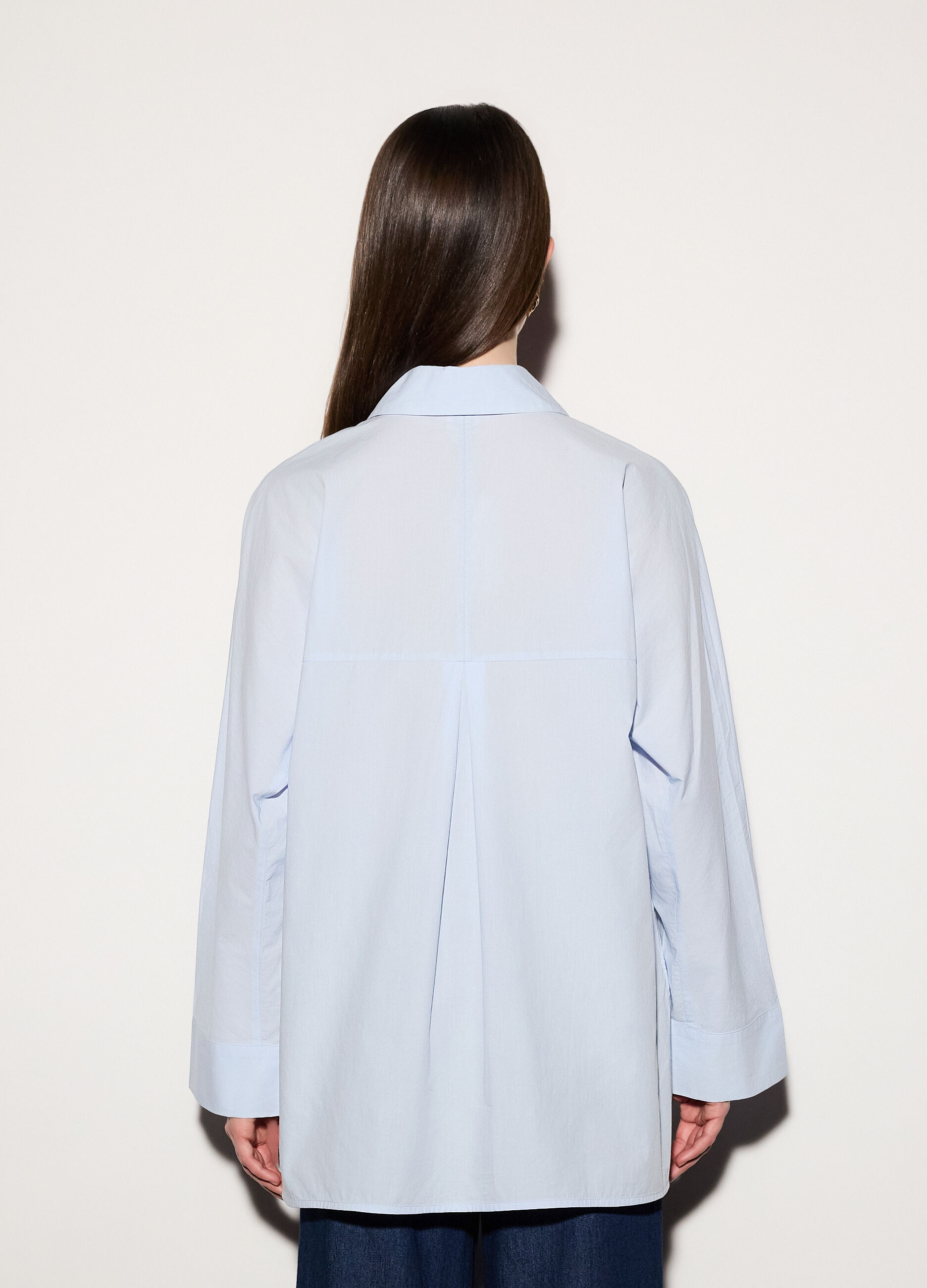 Camicia over fit con collo alla francese in popeline donna_2
