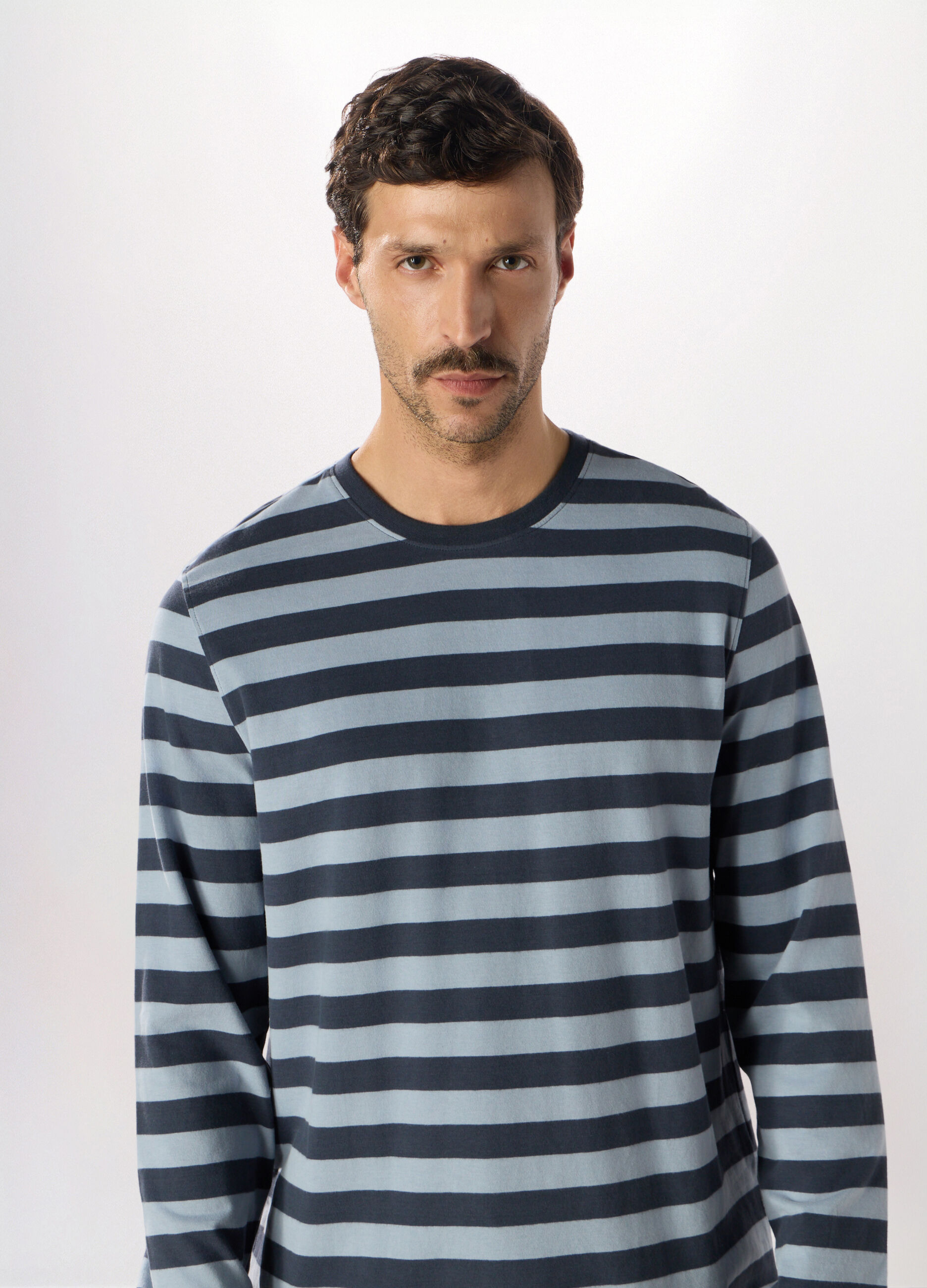 Pigiama lungo in puro cotone a righe uomo_2