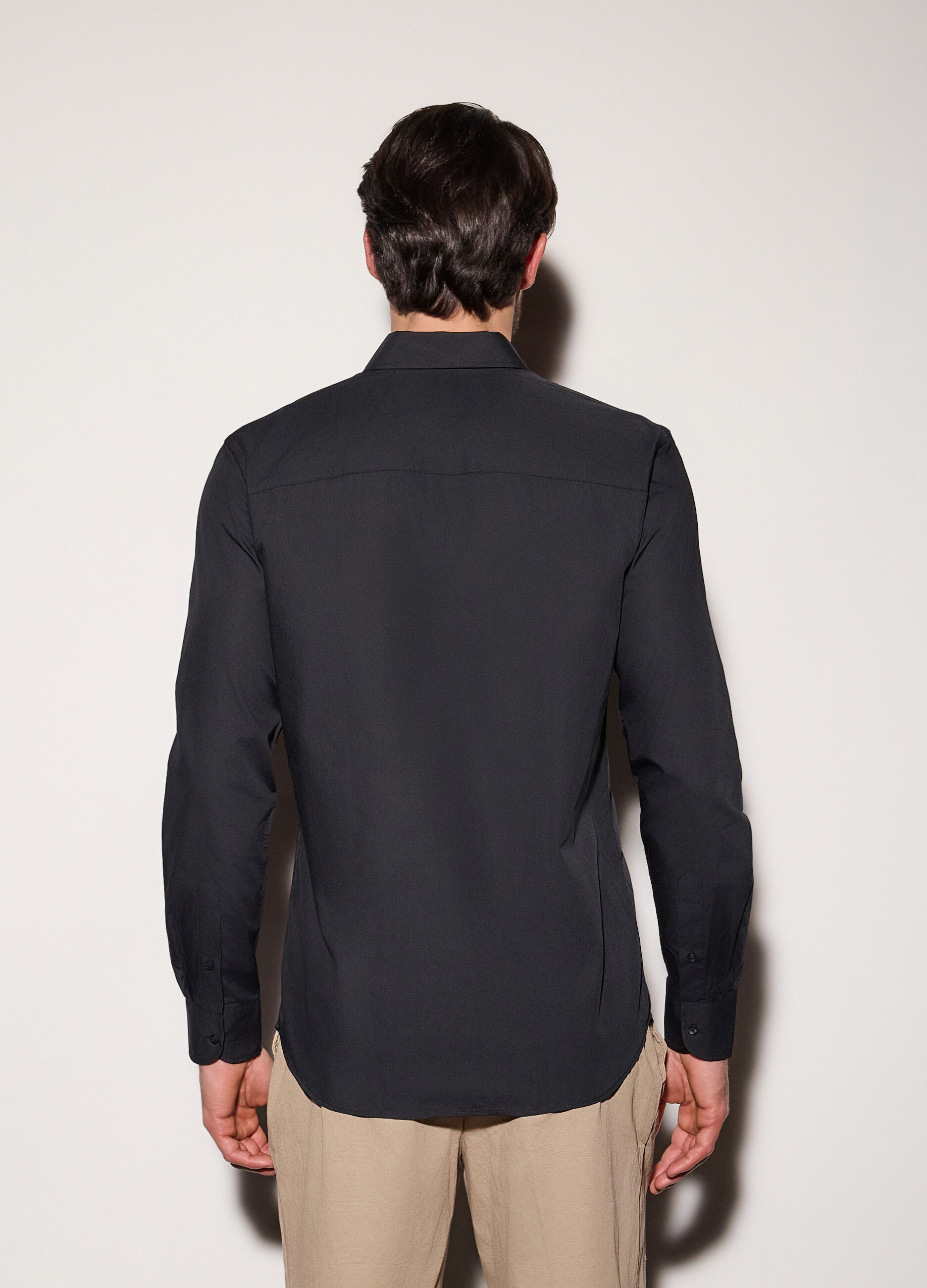 Camicia regular fit con colletto button down uomo_1