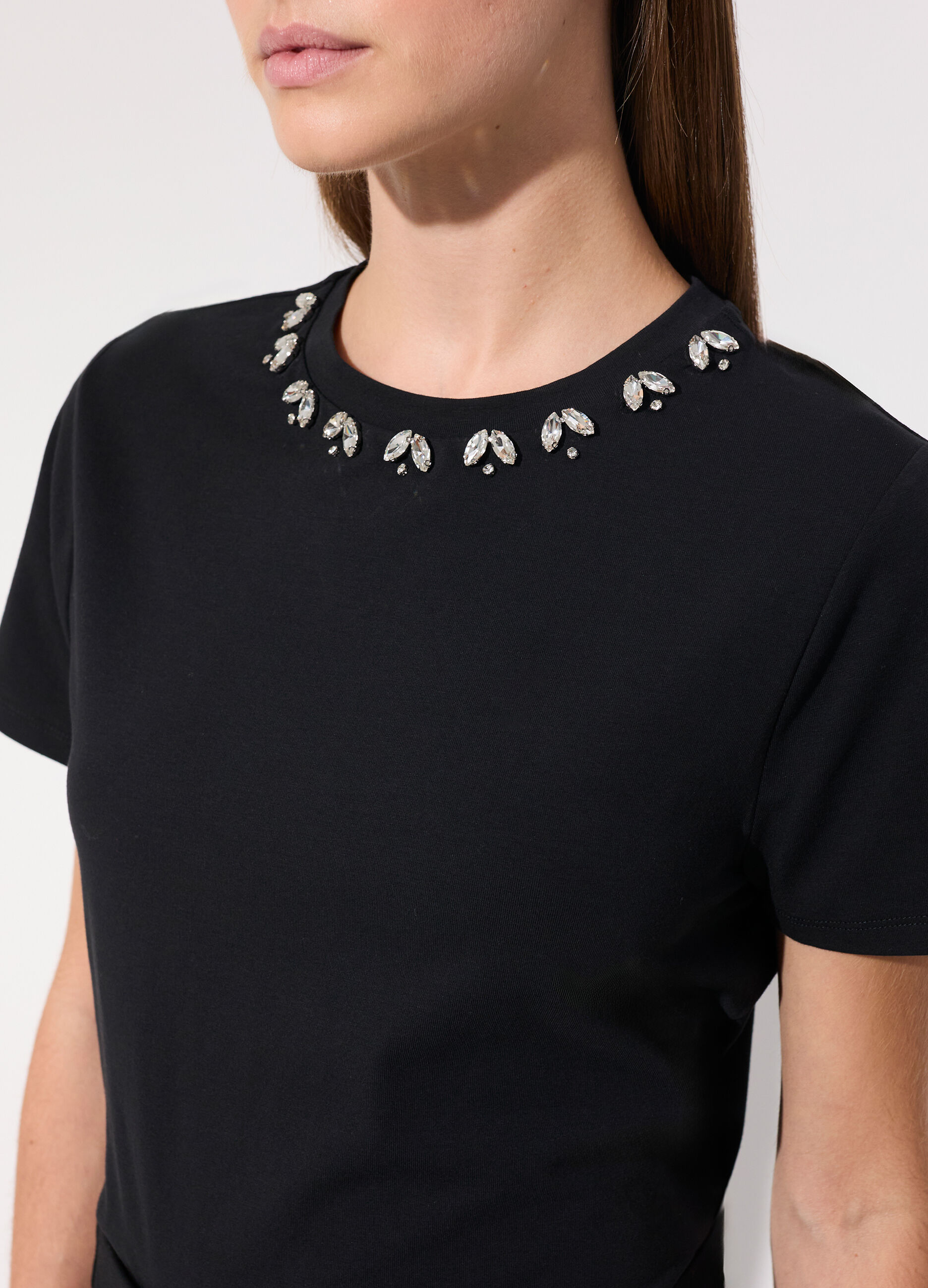 T-shirt gioiello in cotone stretch donna_3
