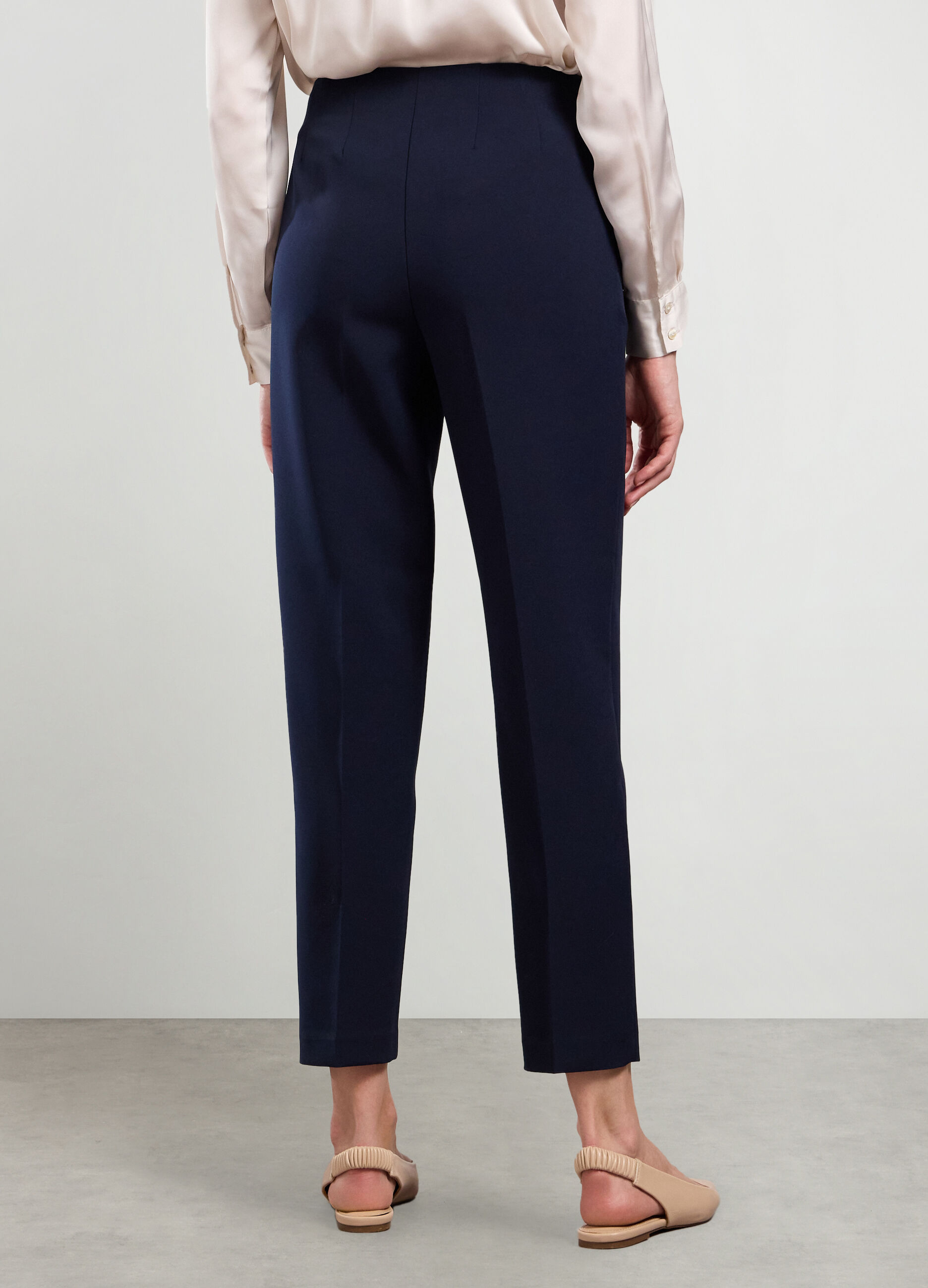 Pantaloni in tessuto stretch donna_1