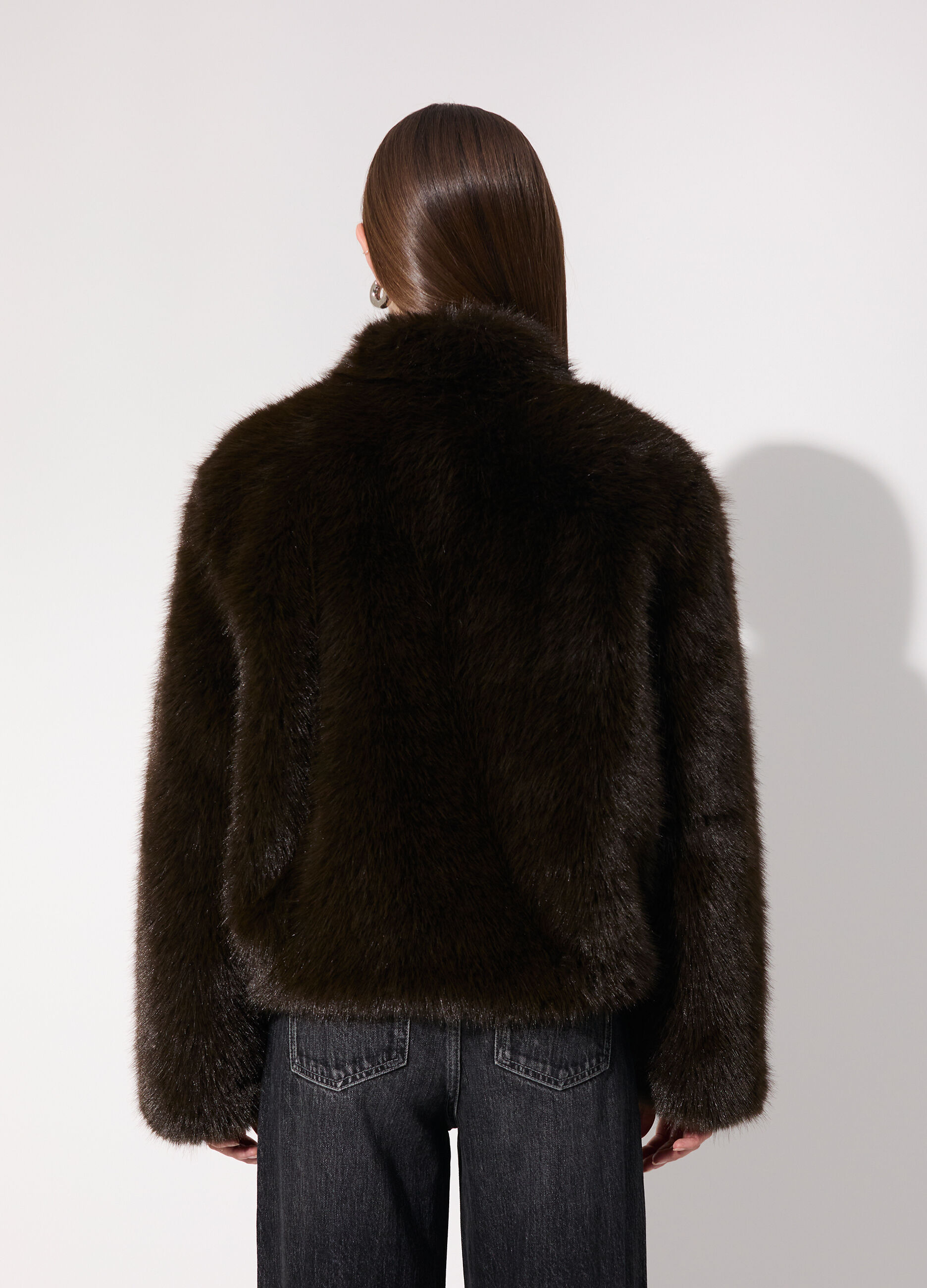 Pelliccia corta in fake fur donna_2