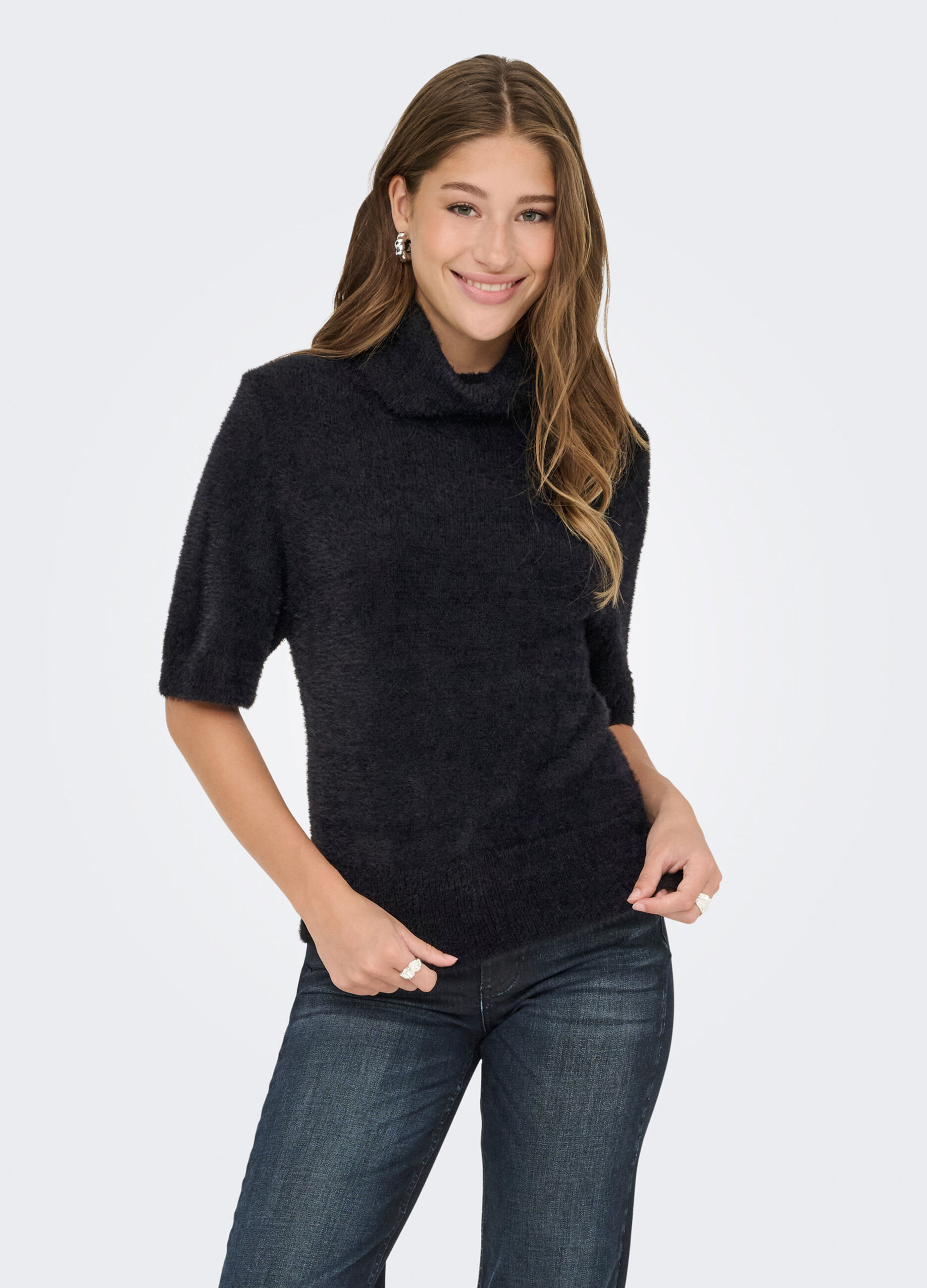 Tricot fluffy a maniche corte donna_0