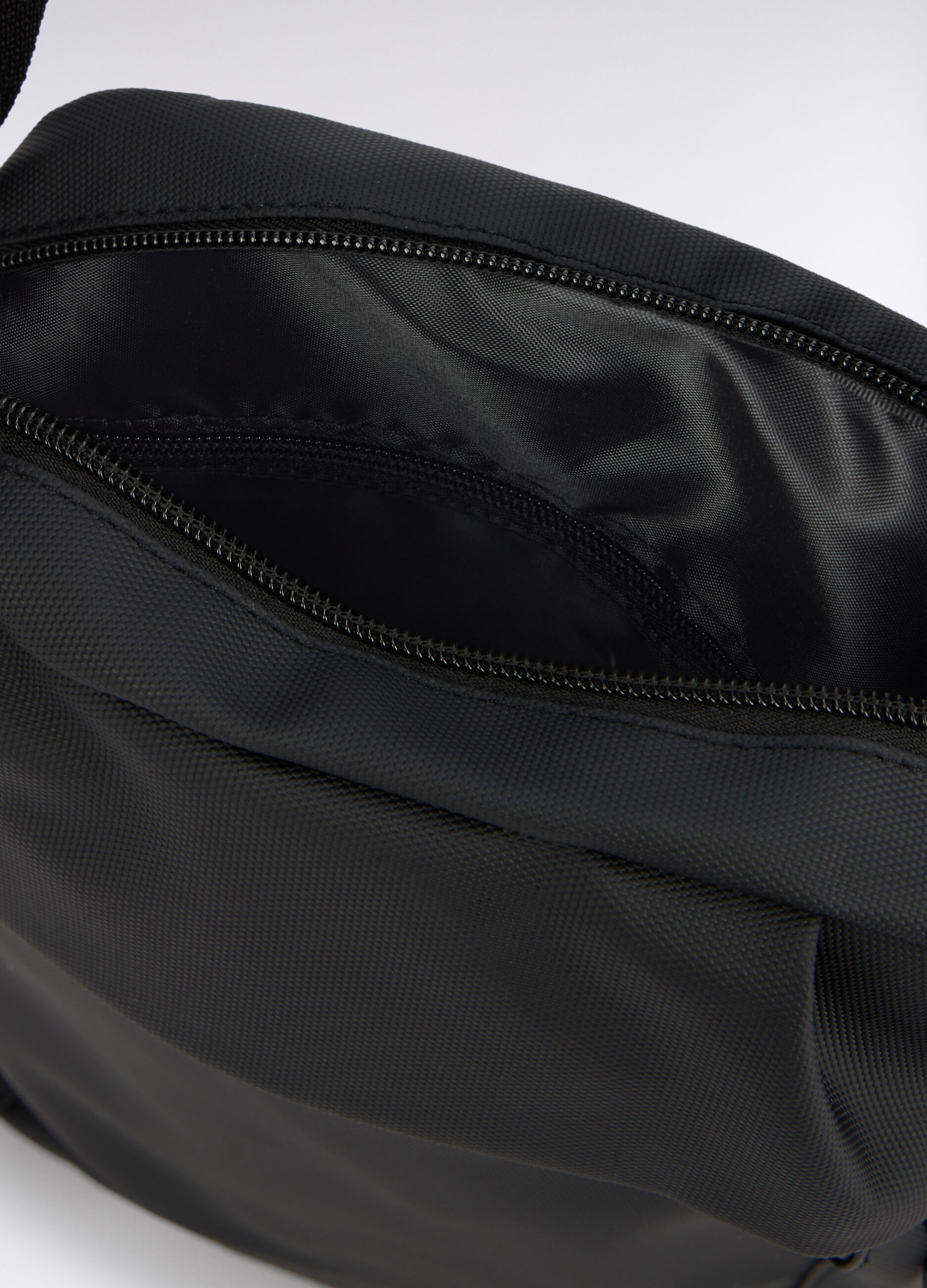 Borsello a tracolla con zip uomo_2