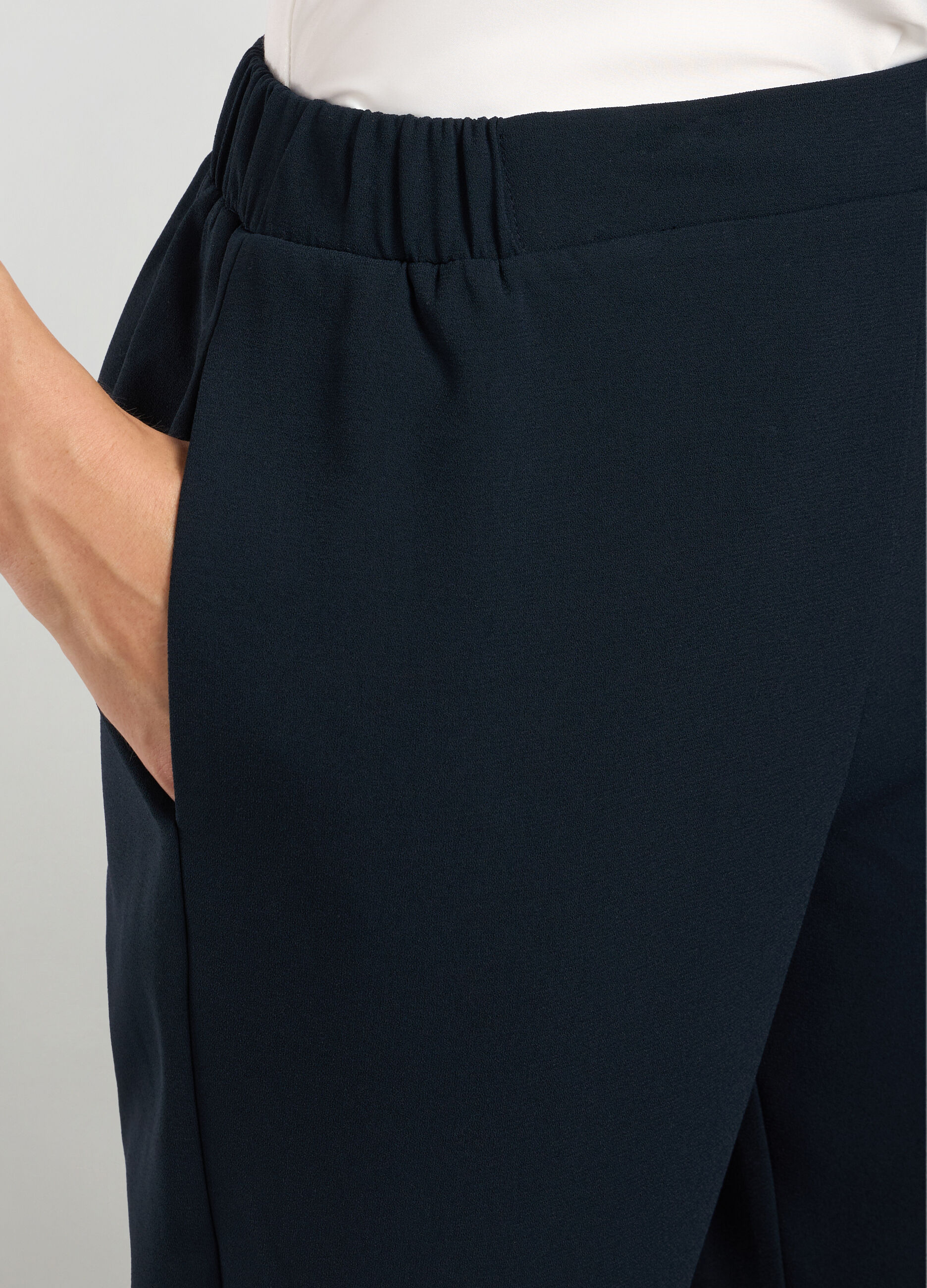 Pantaloni elasticizzati flare fit donna_2