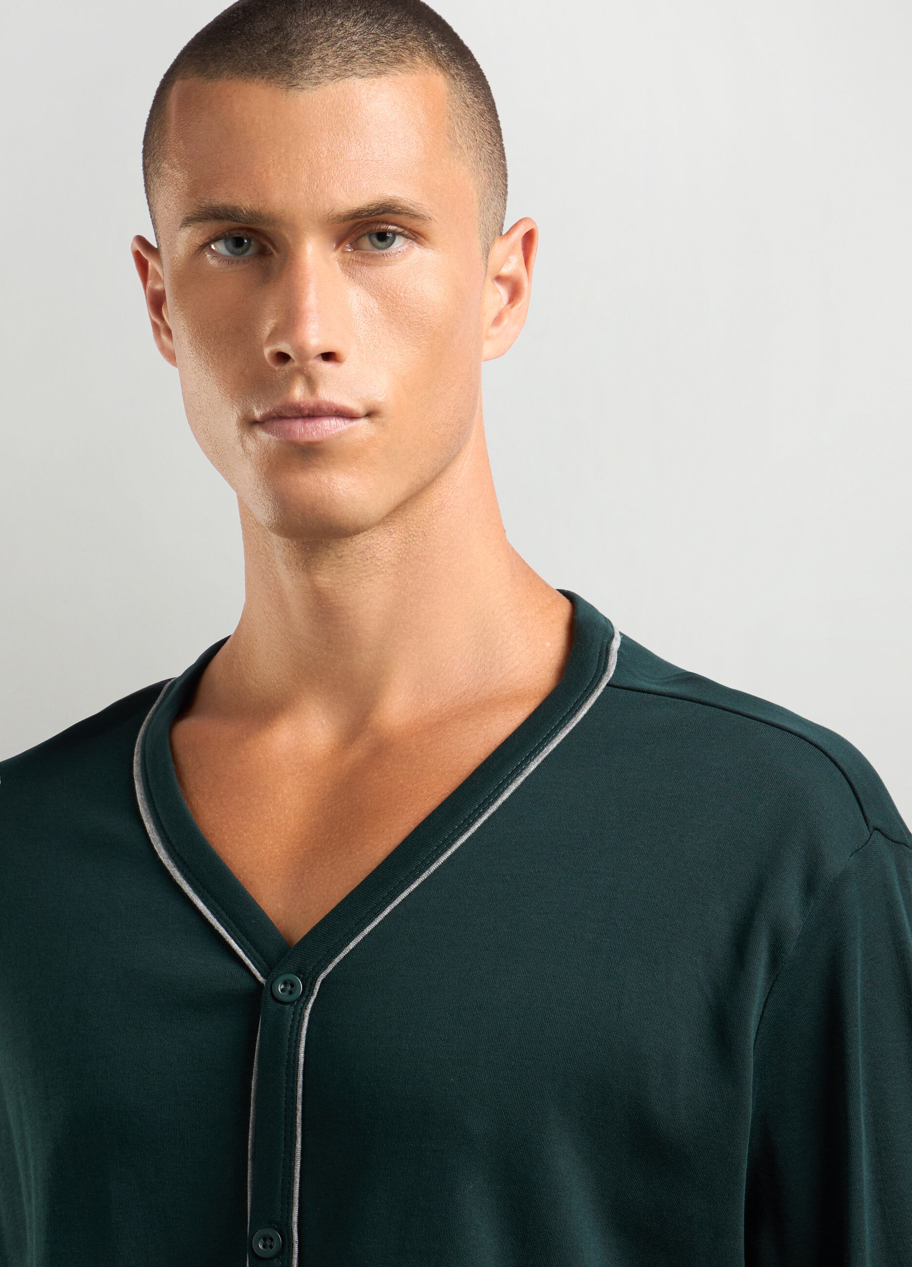 Set pigiama lungo scollo a V in interlock di puro cotone uomo_2