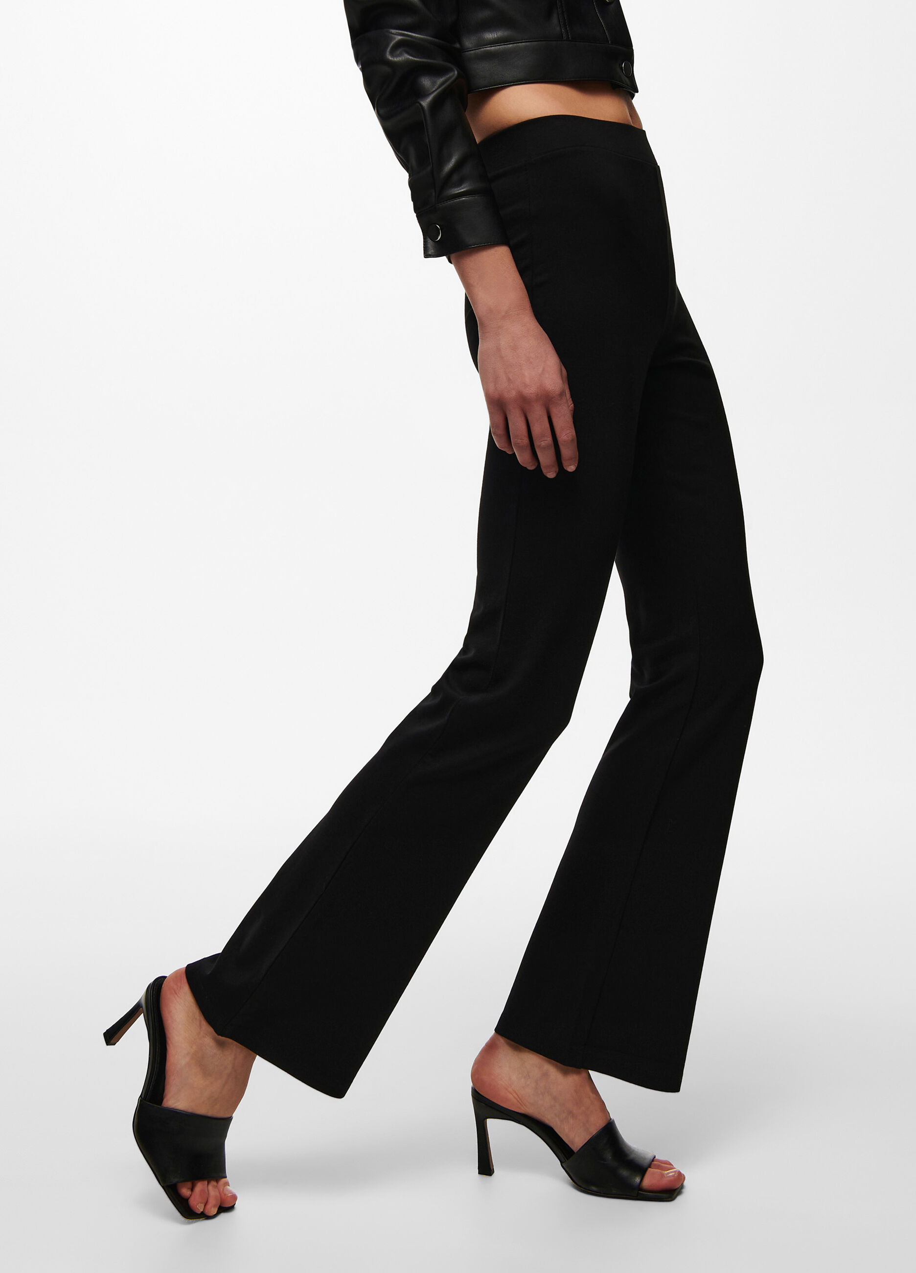 Pantaloni stretch donna_3
