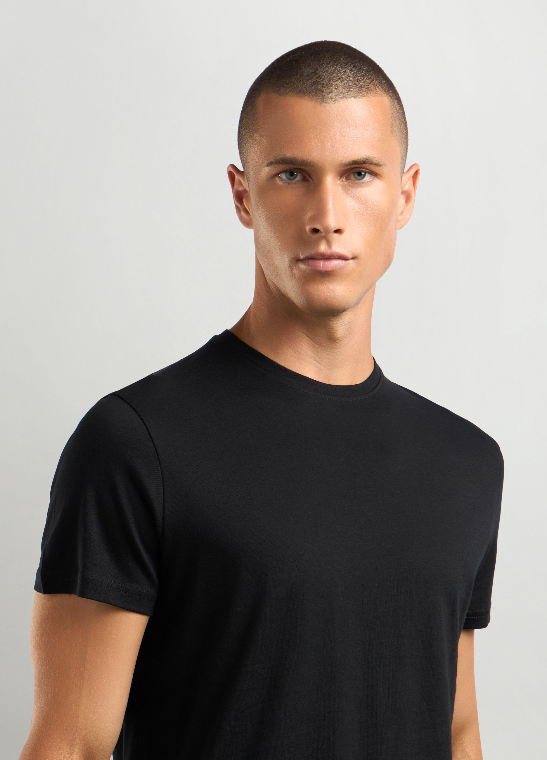 T-shirt girocollo in puro cotone uomo_2