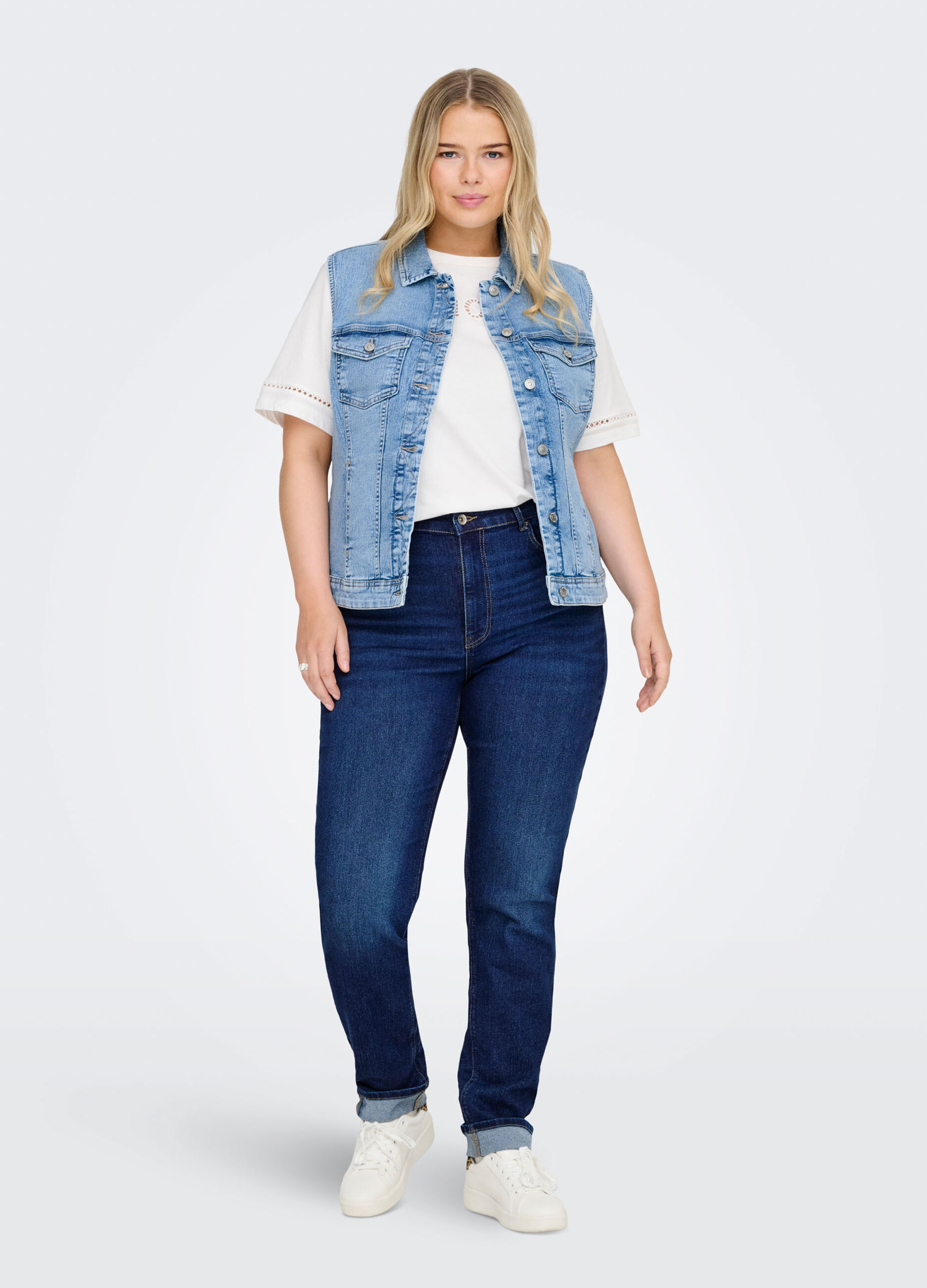 Giubbotto smanicato in denim