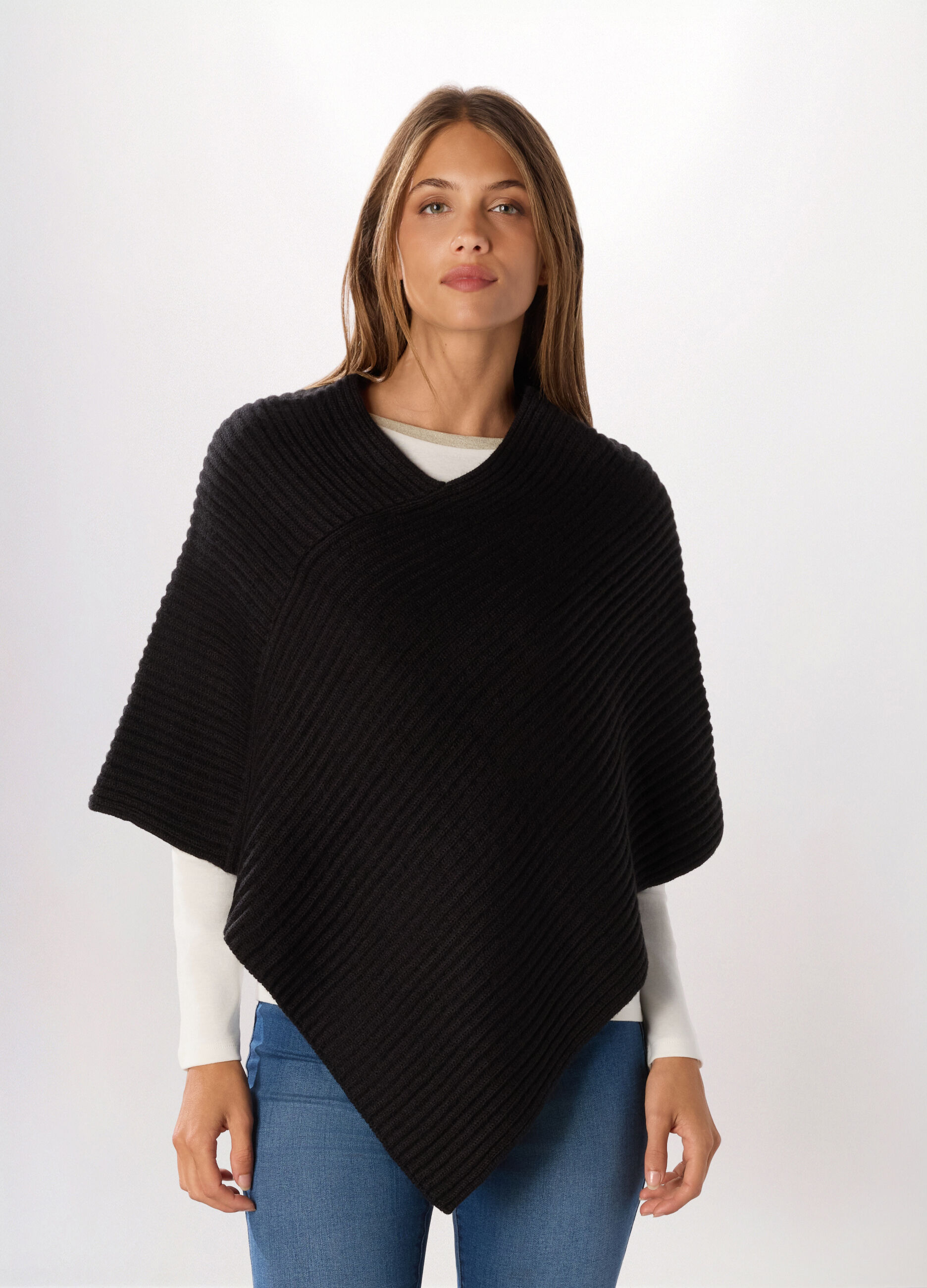 Poncho tricot con lavorazione jacquard donna_0