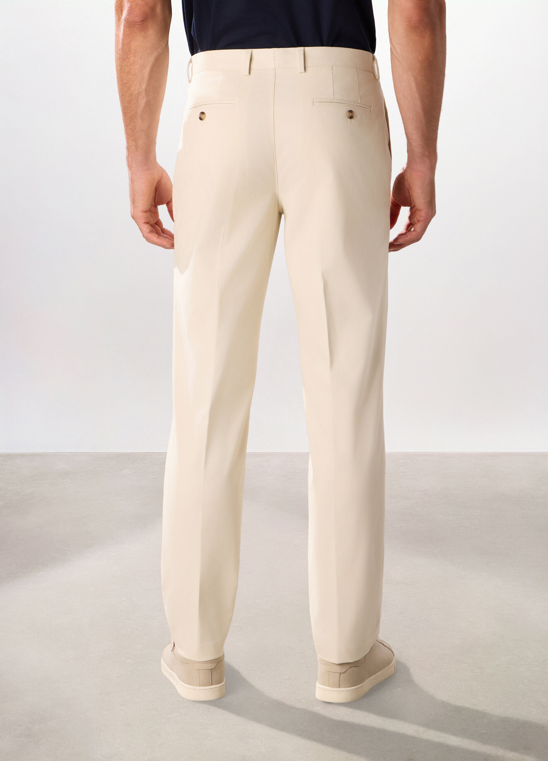 Pantalone chino in twill di cotone e lyocell stretch uomo_1