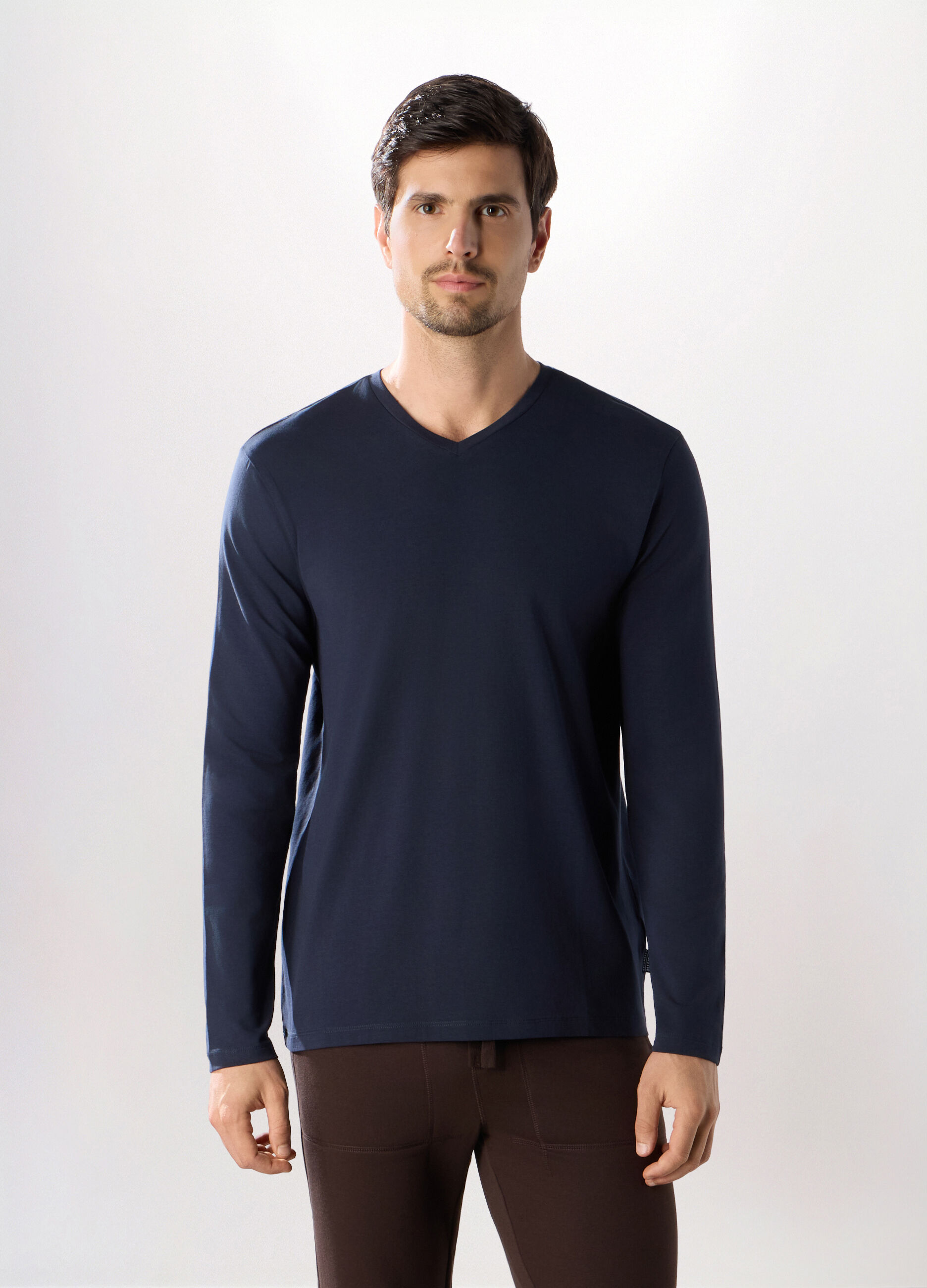 T-shirt sportiva collo a V maniche lunghe uomo_0