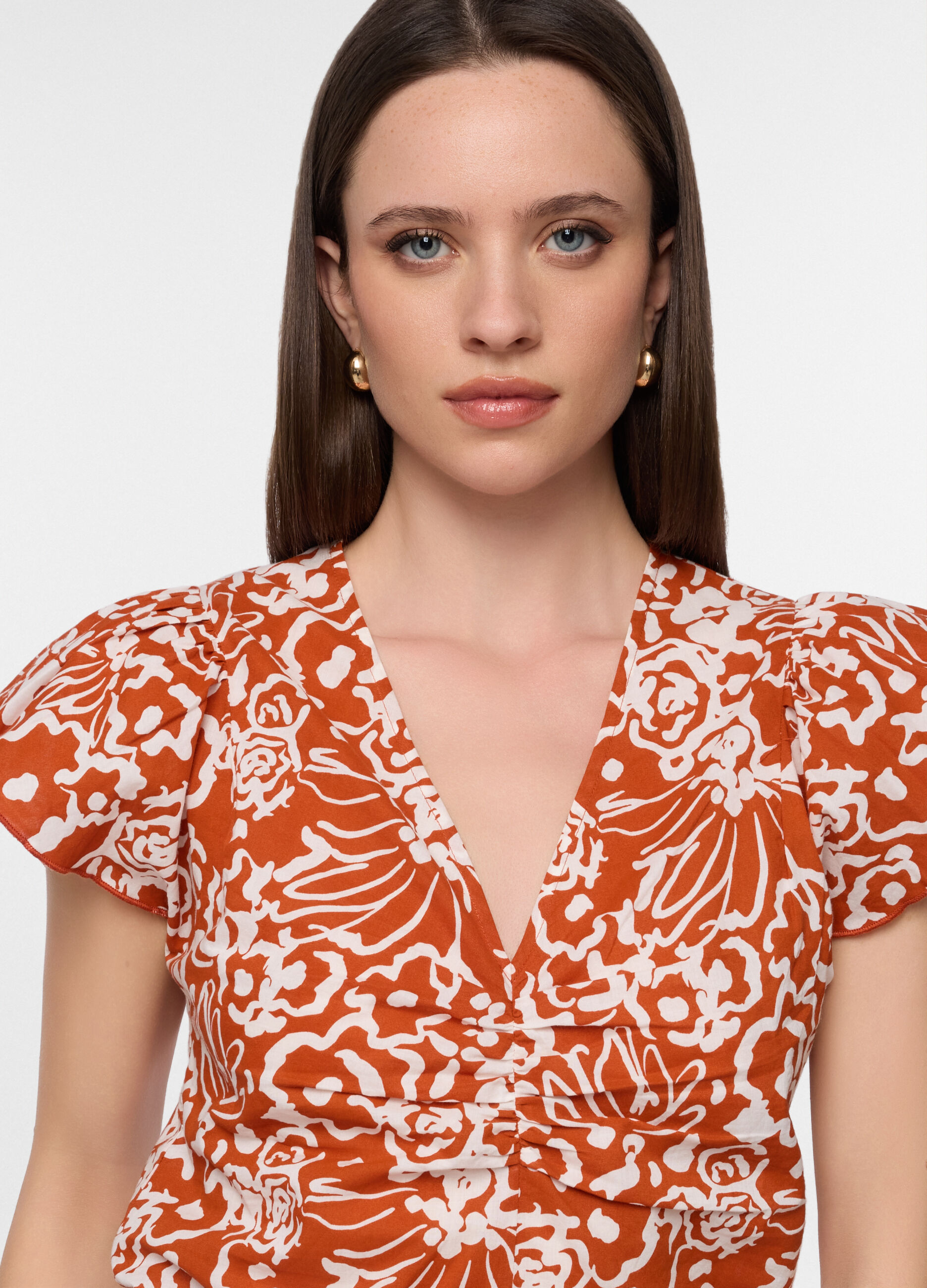 Blusa regular fit con scollo a V in puro cotone donna_2