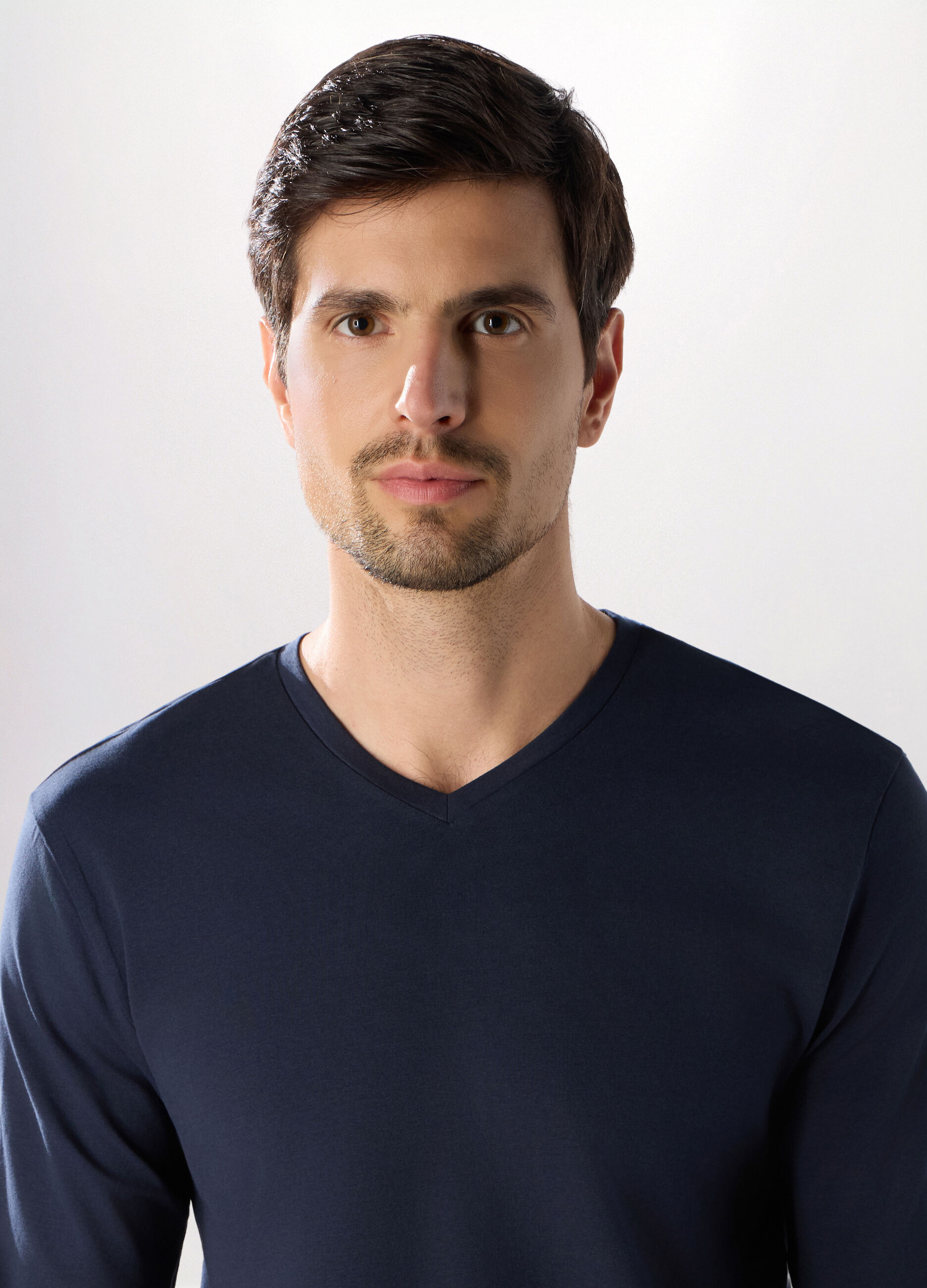 T-shirt sportiva collo a V maniche lunghe uomo_2