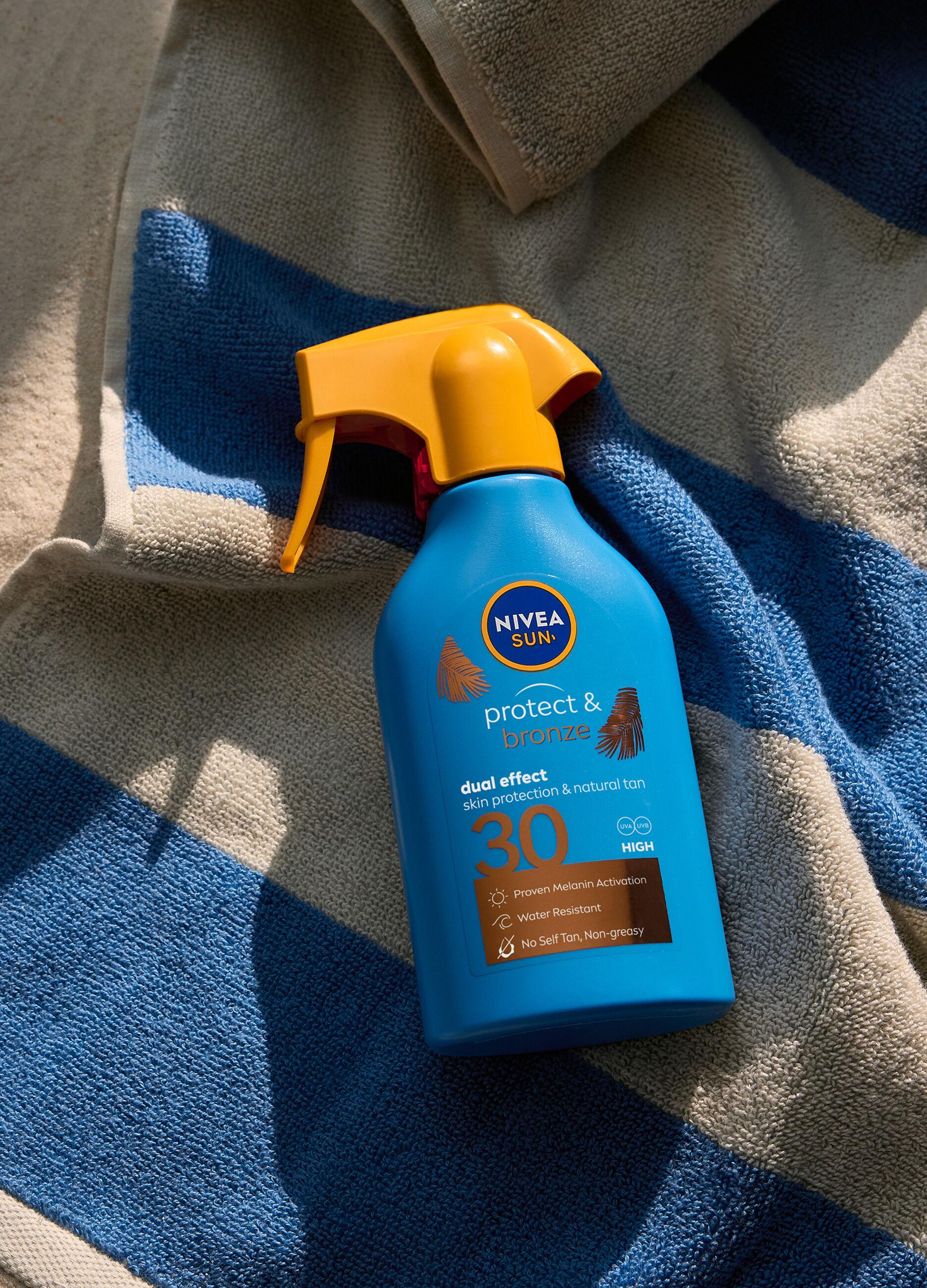 Nivea Sun Spray Solare Protect & Bronze FP30 270 ml, Crema solare 30 per un'abbronzatura dorata_3