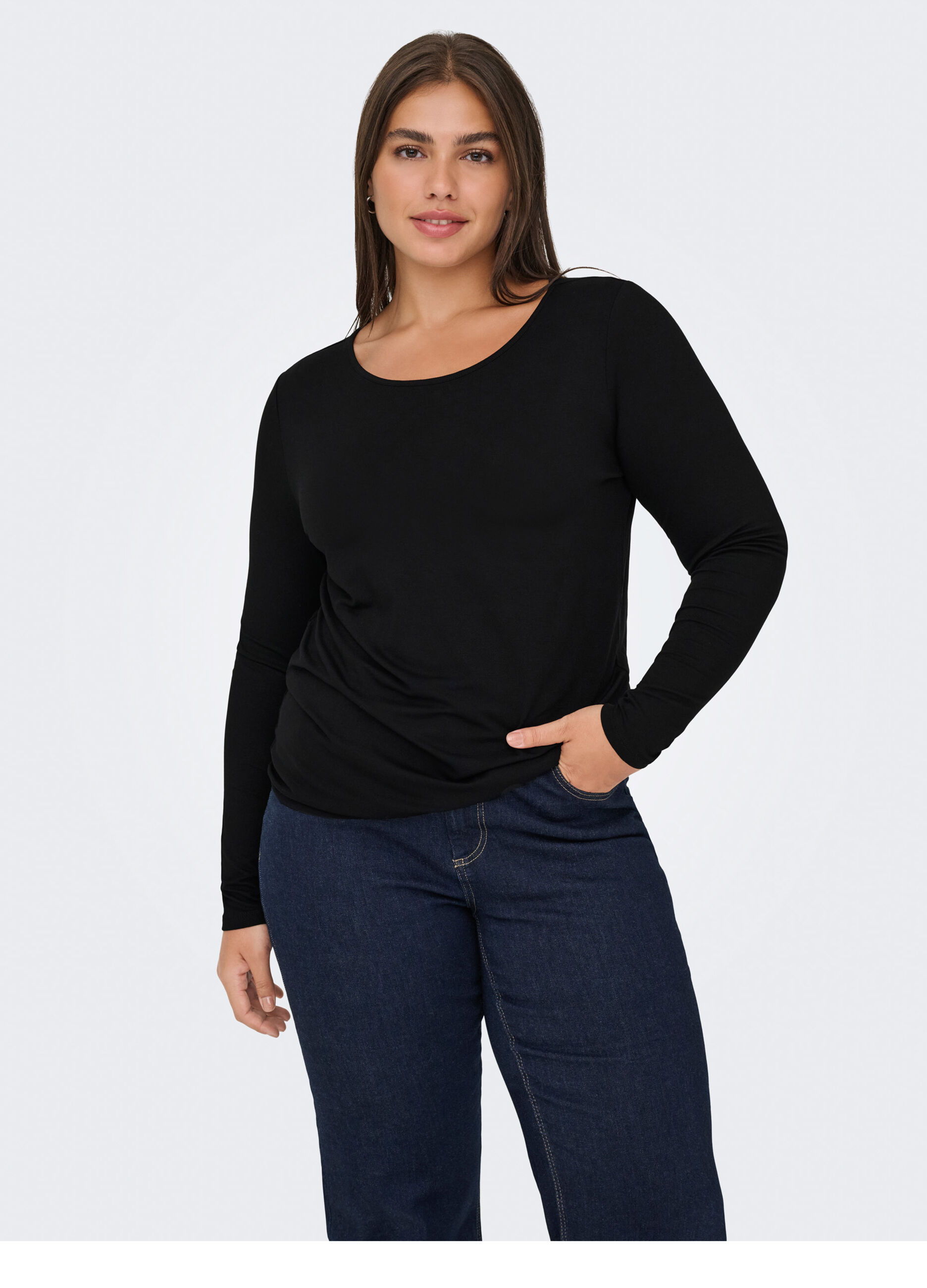 Top a maniche lunghe regular fit_0