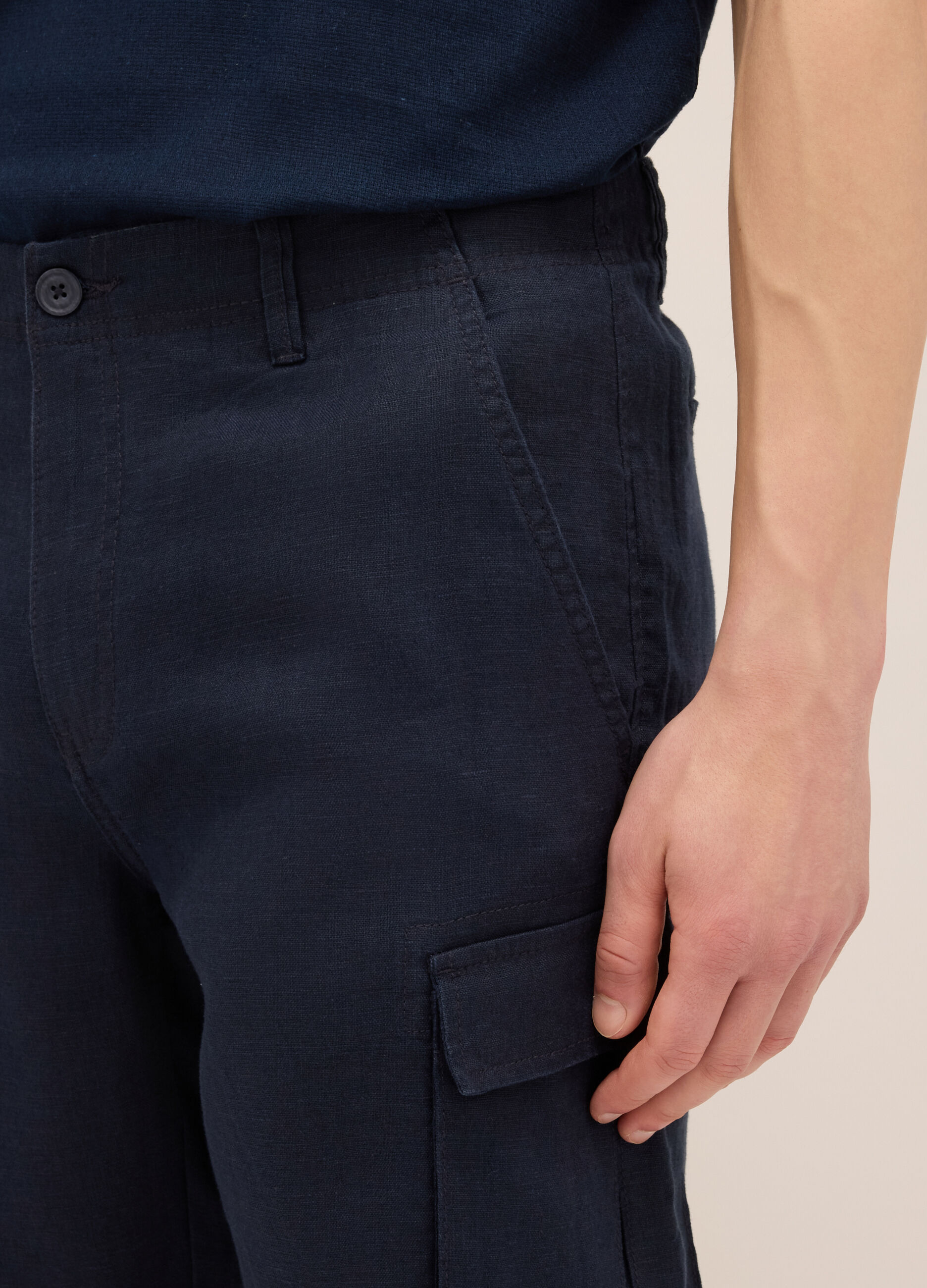 Bermuda cargo regular fit in lino uomo_2