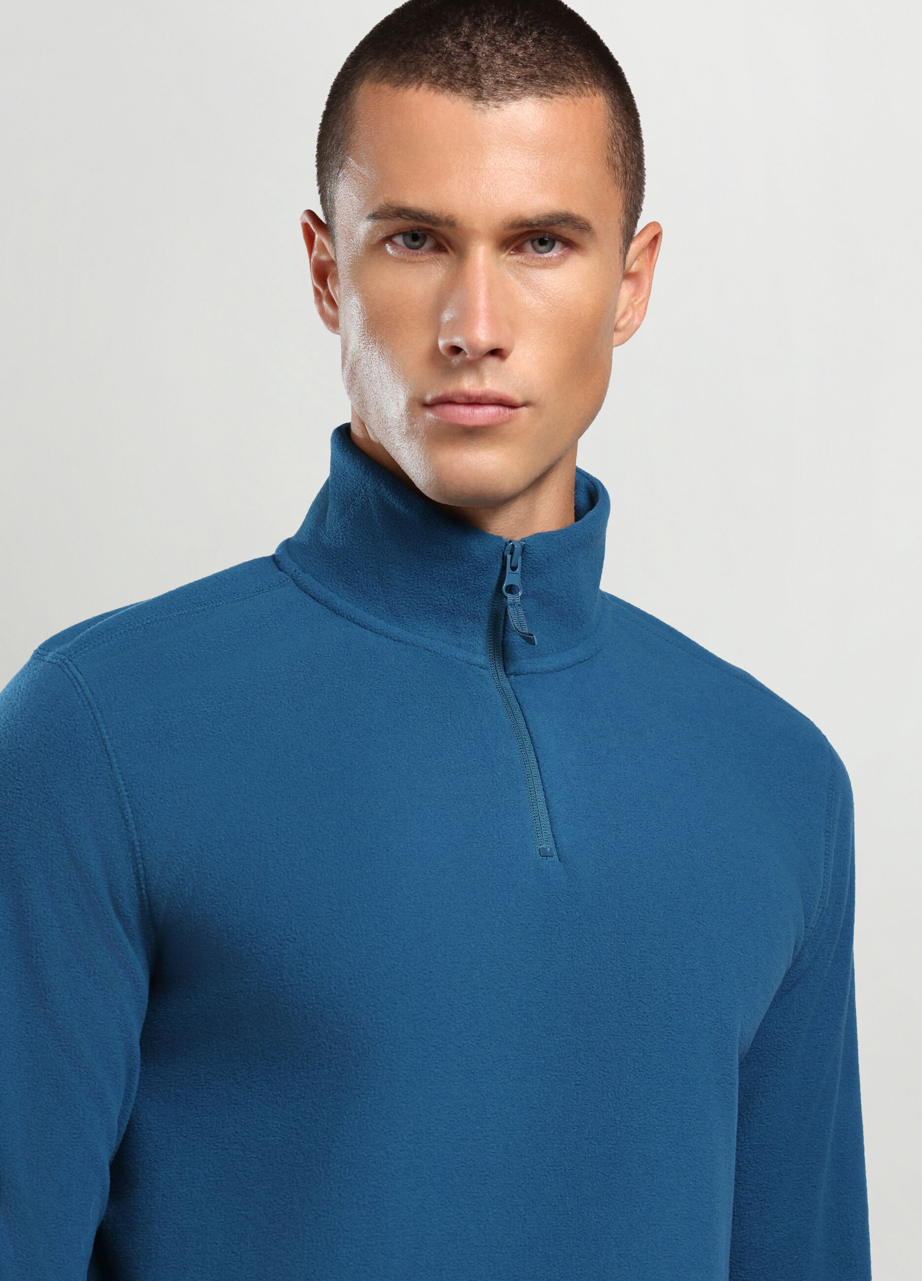 Felpa a collo alto con mezza zip uomo_2