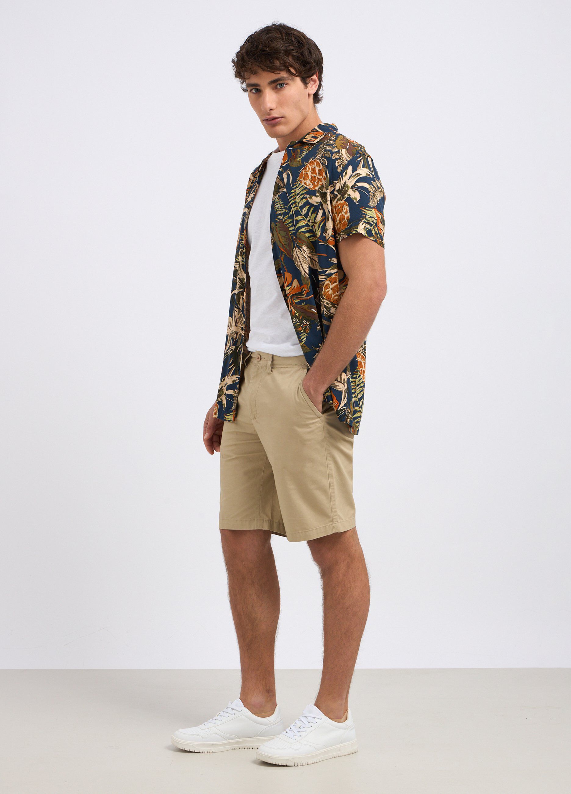 Shorts chino in puro cotone uomo_0