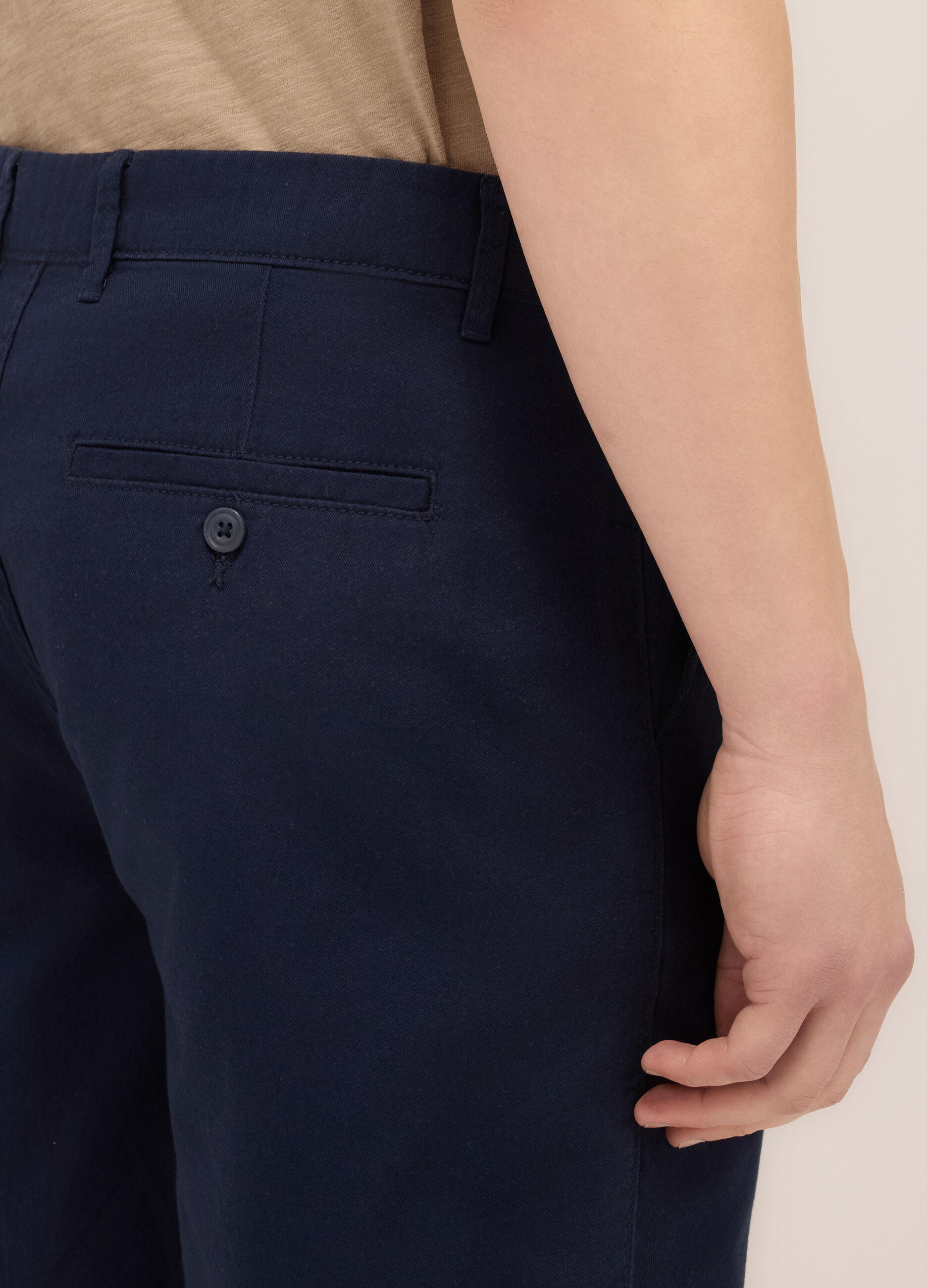 Bermuda in twill di cotone uomo_2