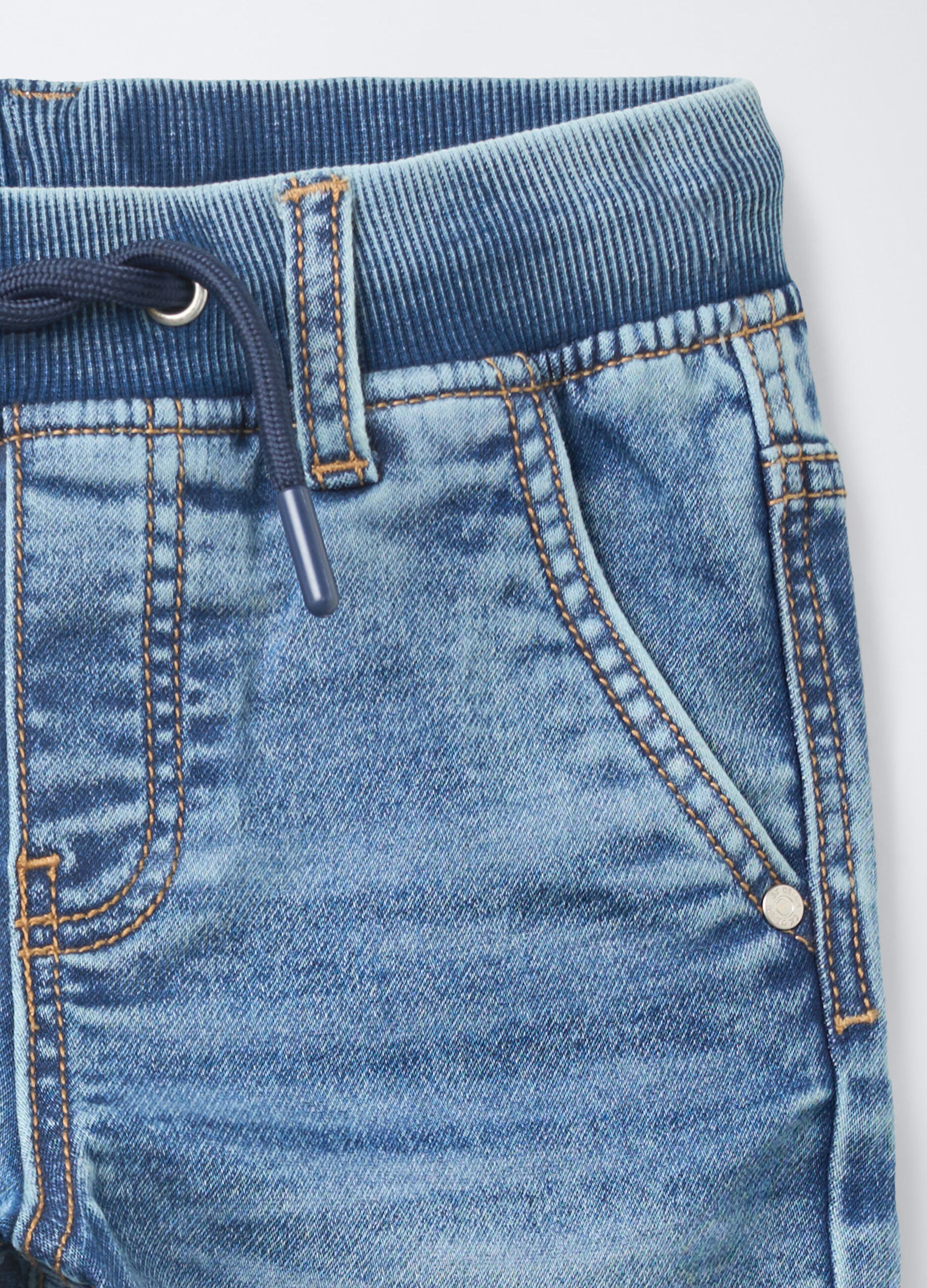 Jogger in denim misto cotone Straight Fit bambino_2