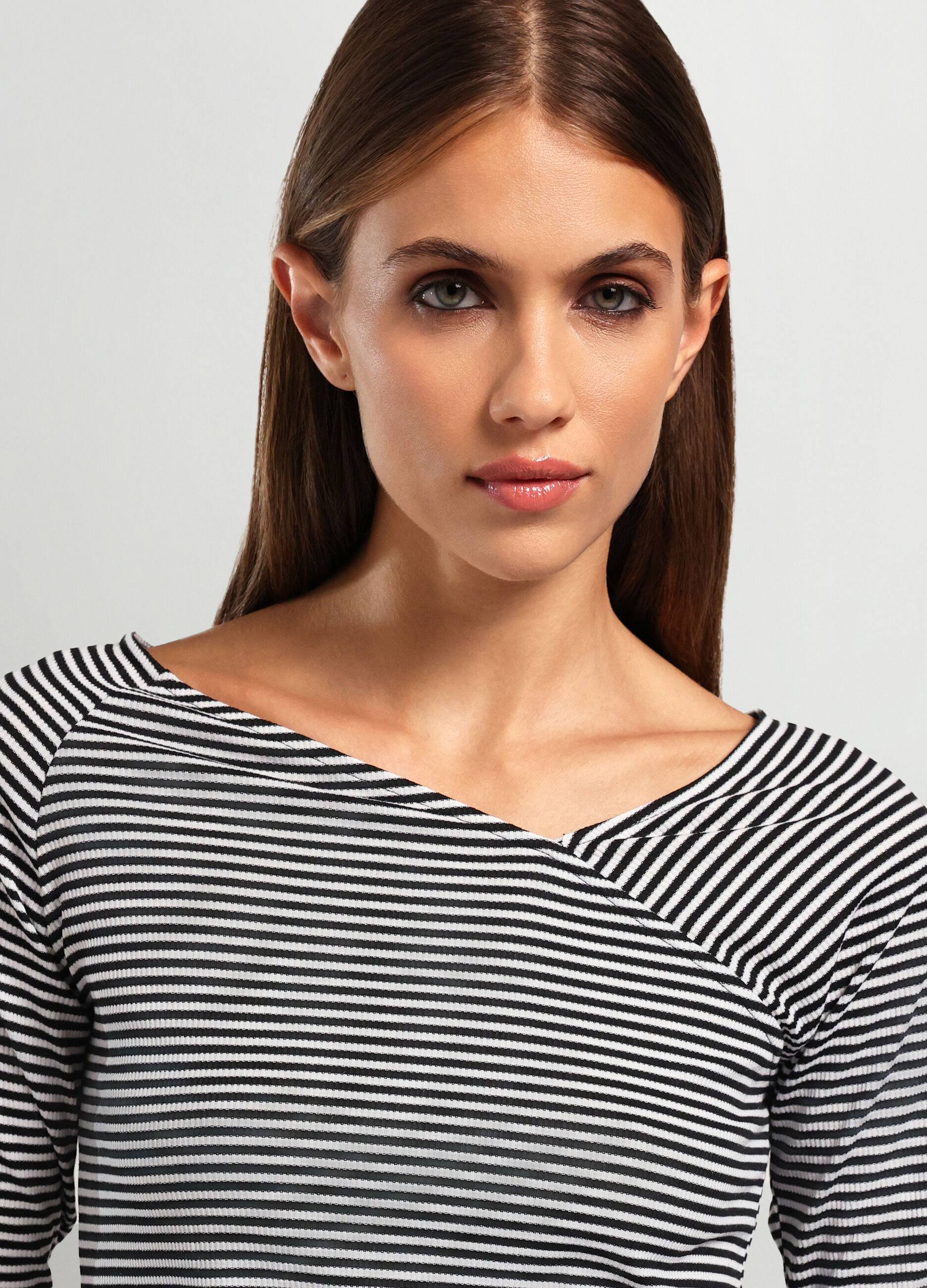 T-shirt in costina di misto viscosa stretch donna_2