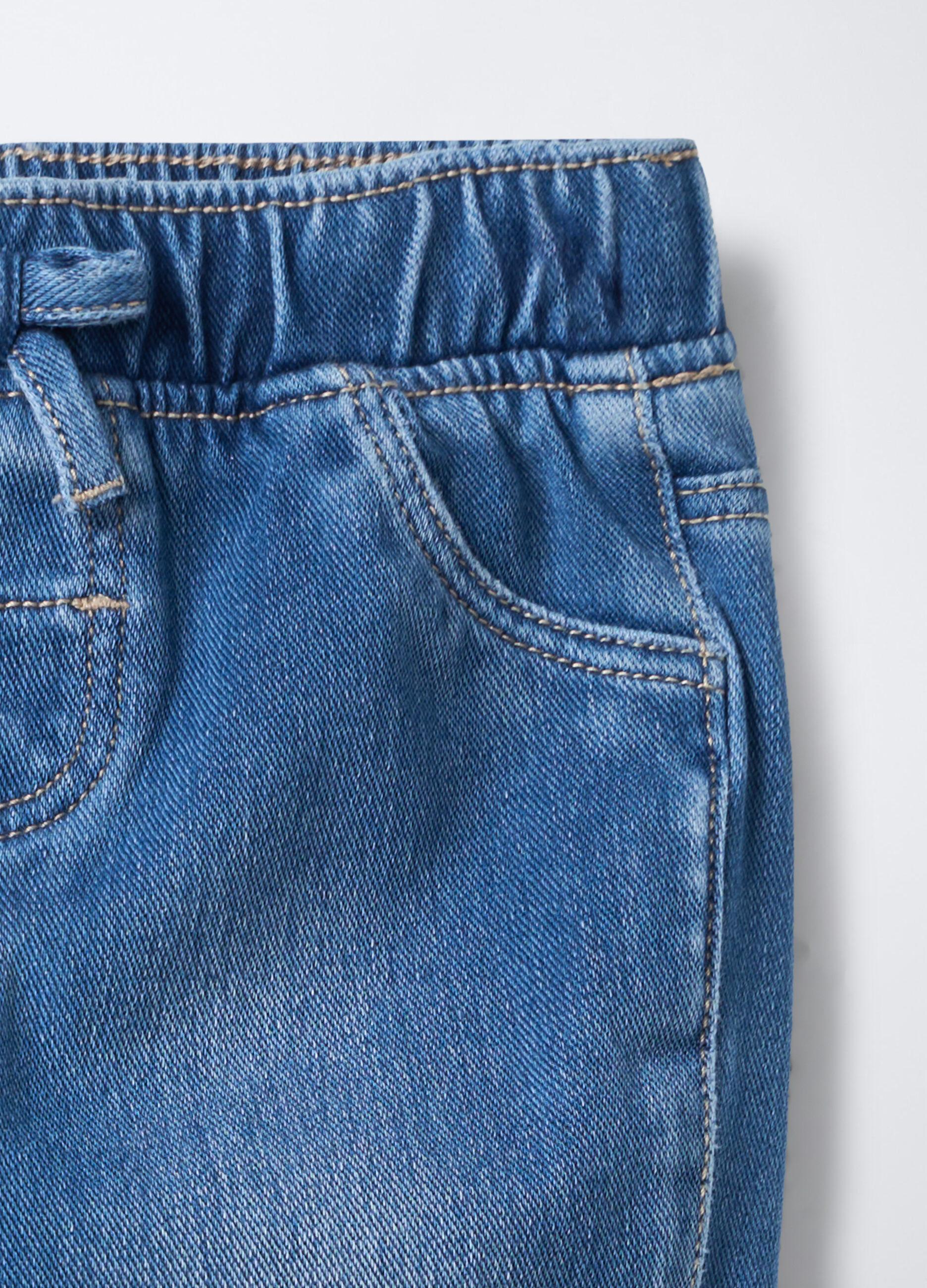 Jogger in denim di misto cotone garzato stretch Comfort Fit bimba_2
