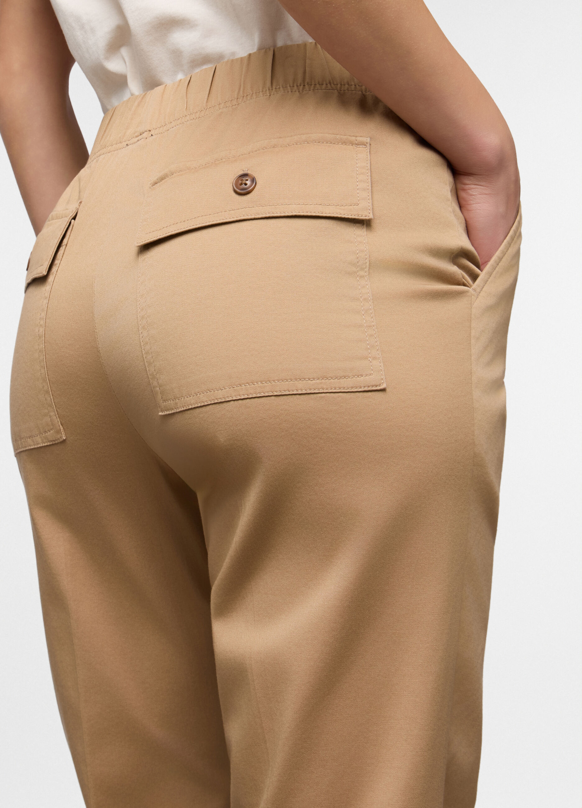 Pantaloni Fit Regular in twill di cotone stretch donna_2