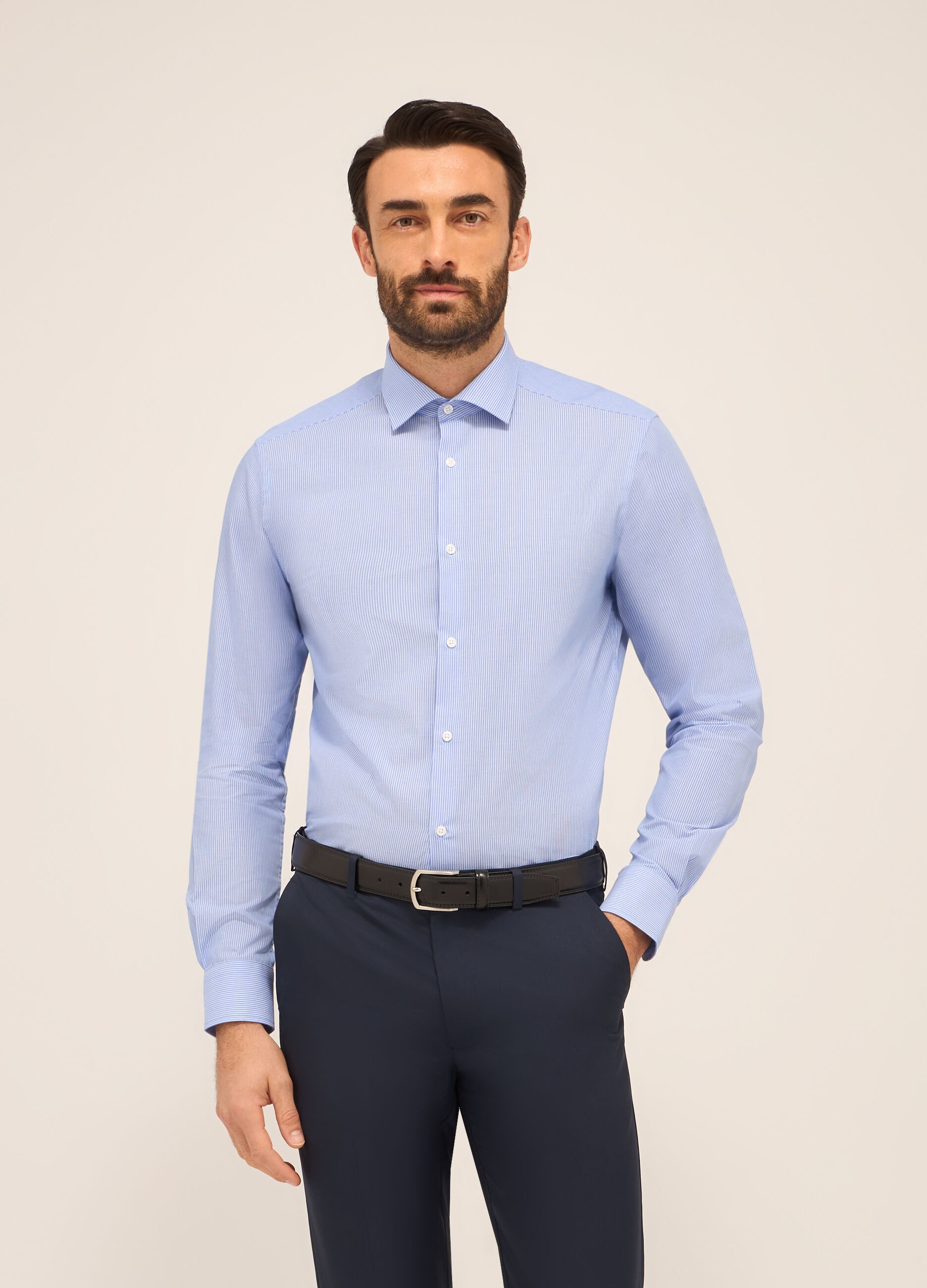 Camicia slim fit in misto cotone a righe uomo